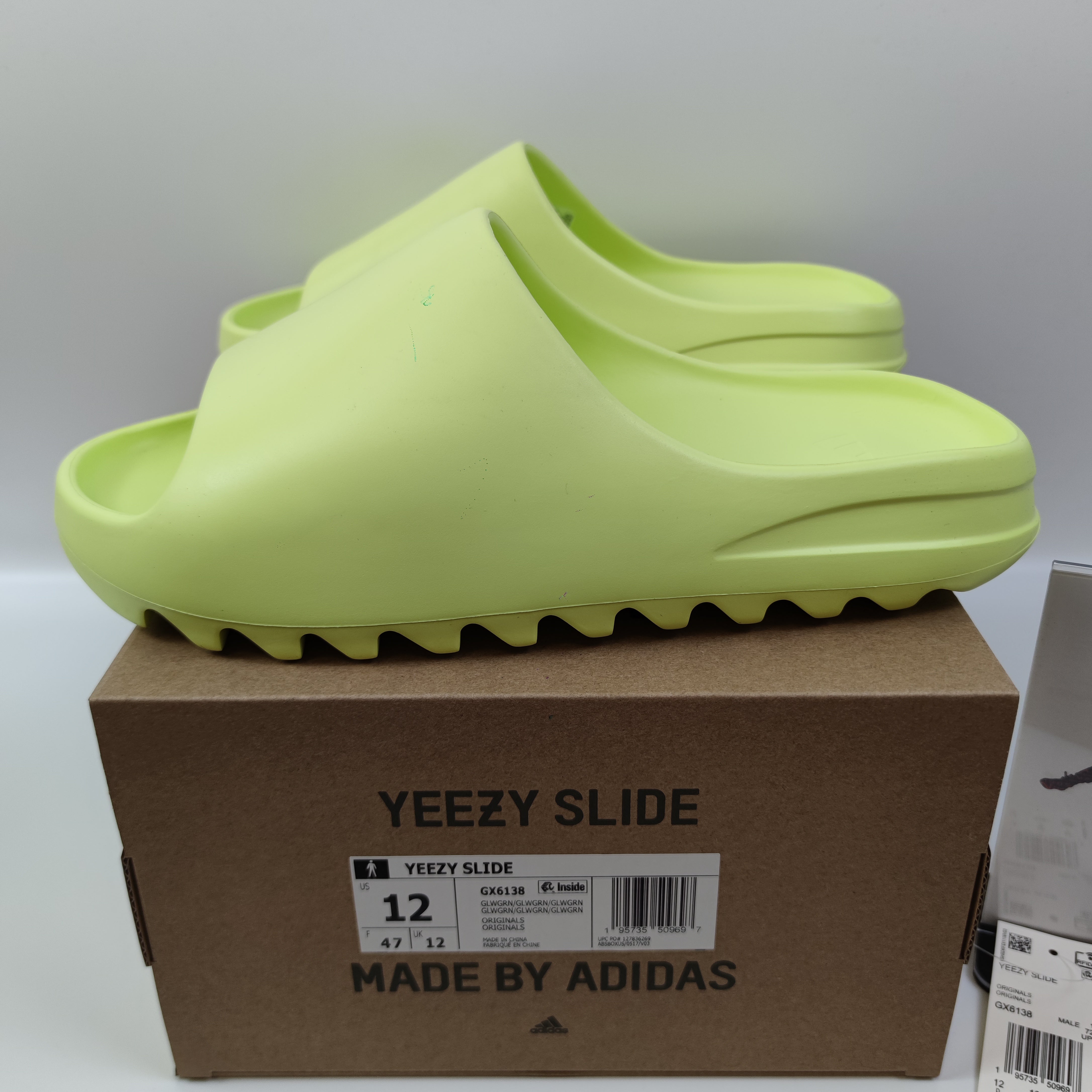 Adidas Originals Yeezy Slide Glow Green Gx Fashion