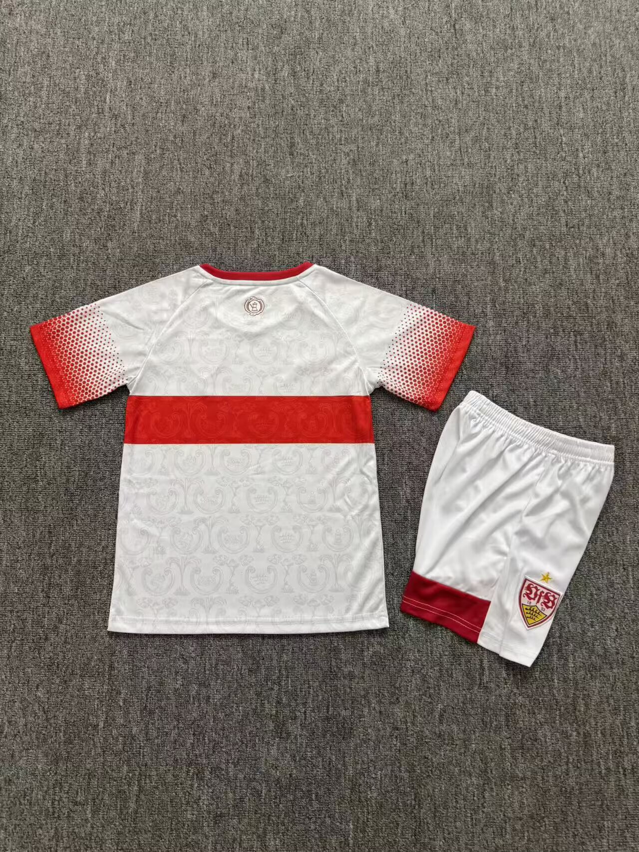 26/27 kids Stuttgart Home : 16-28
