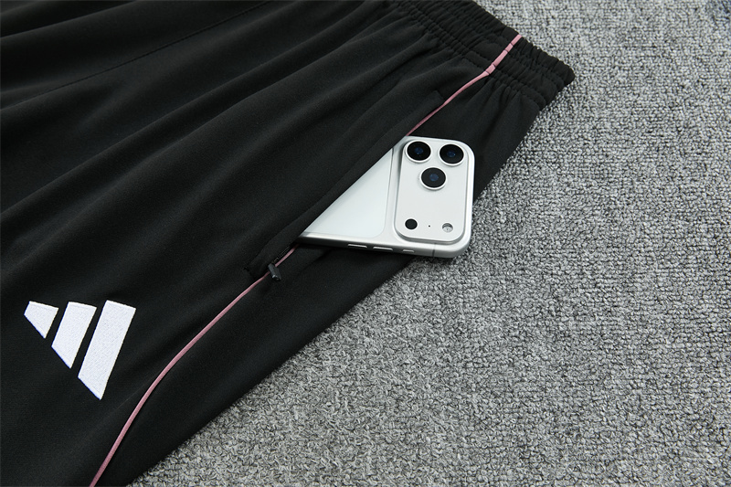 25/26 Real Madrid   training suit kids long sleeve  size 10#-18#