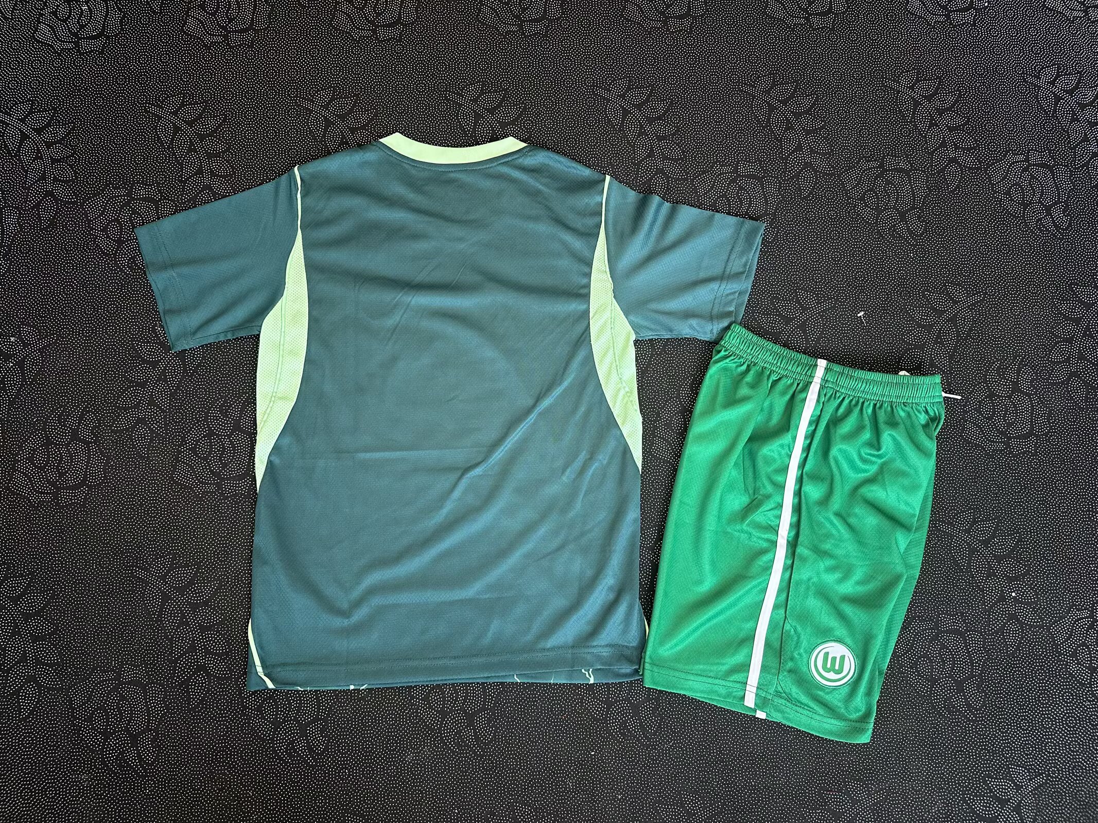 26/27 kids Wolfsburg Home Jersey 16-28