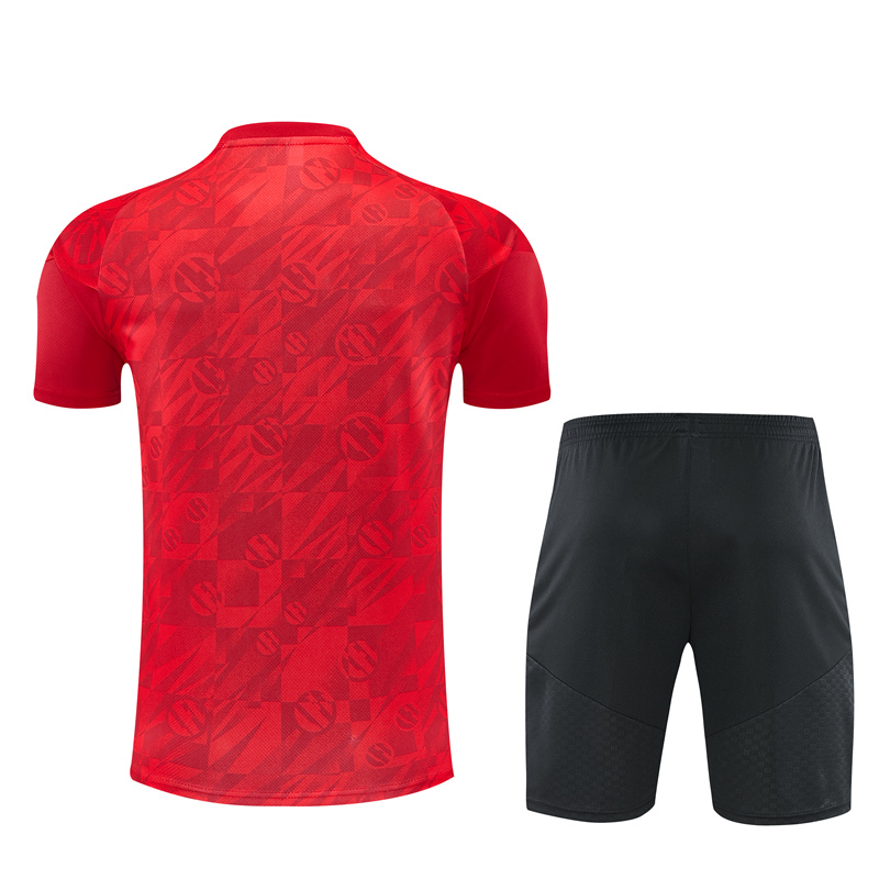 26/27 Liverpool  training suit Short-sleeved kids size 16-28
