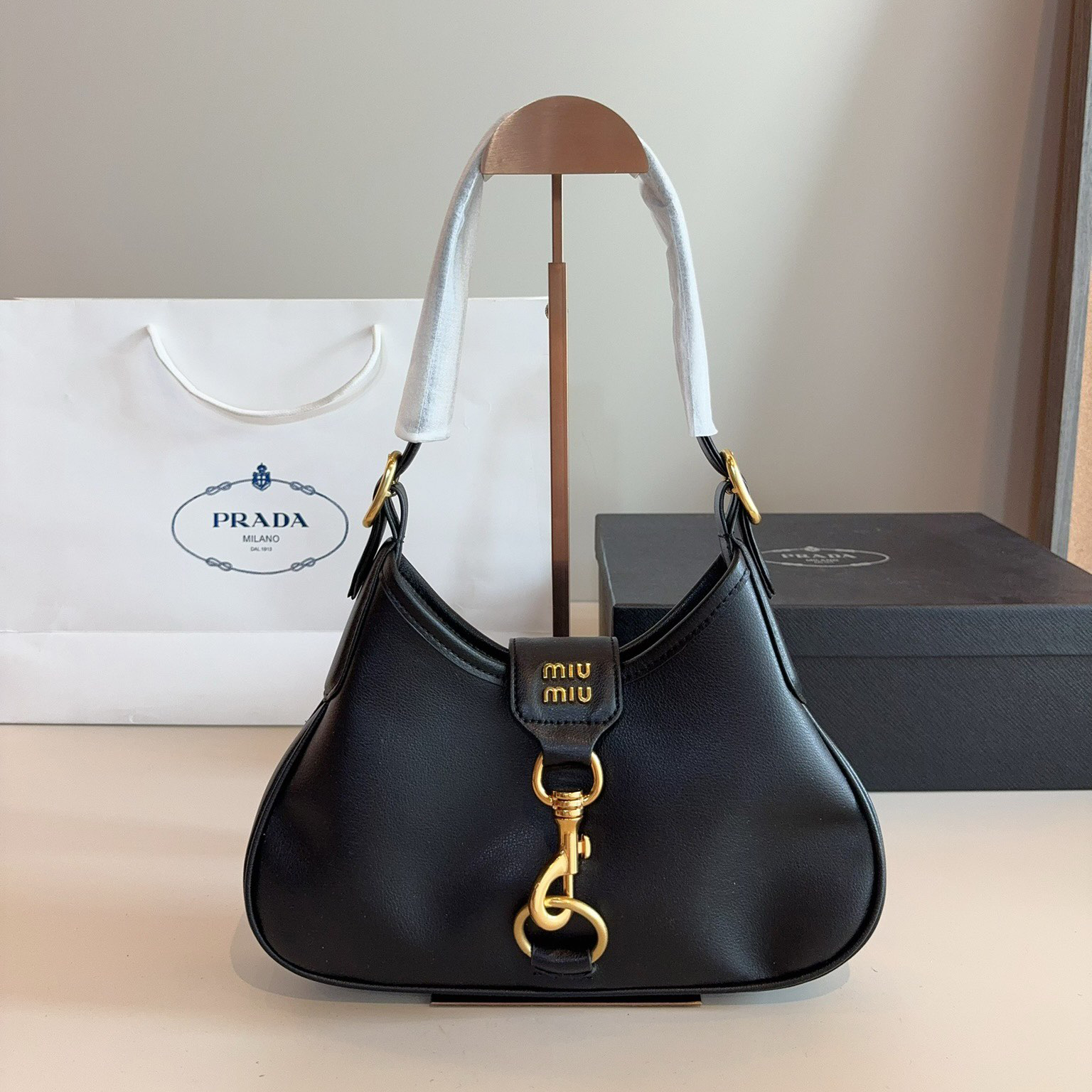 Shoulder Bags
