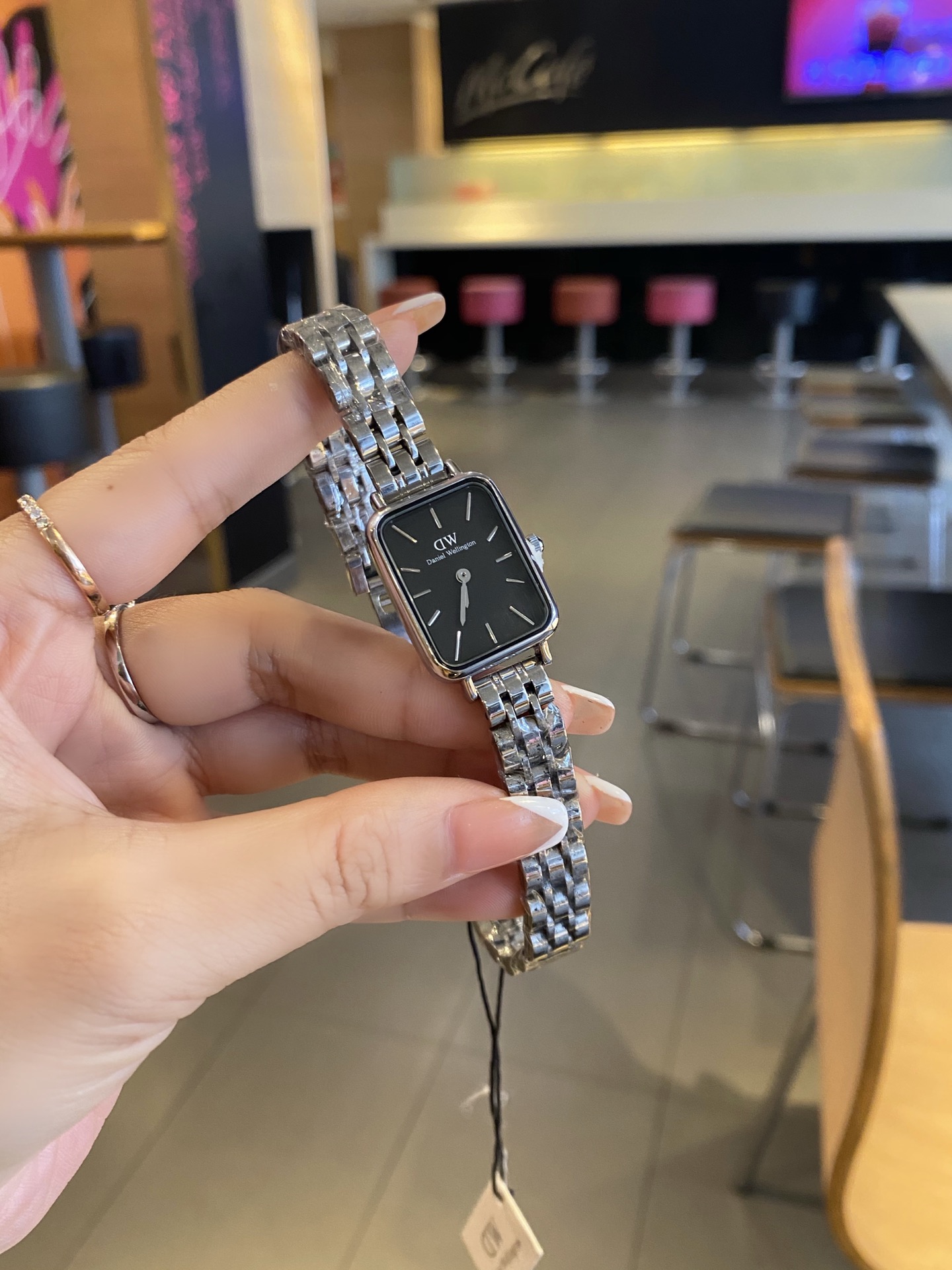 DW new quartz watch