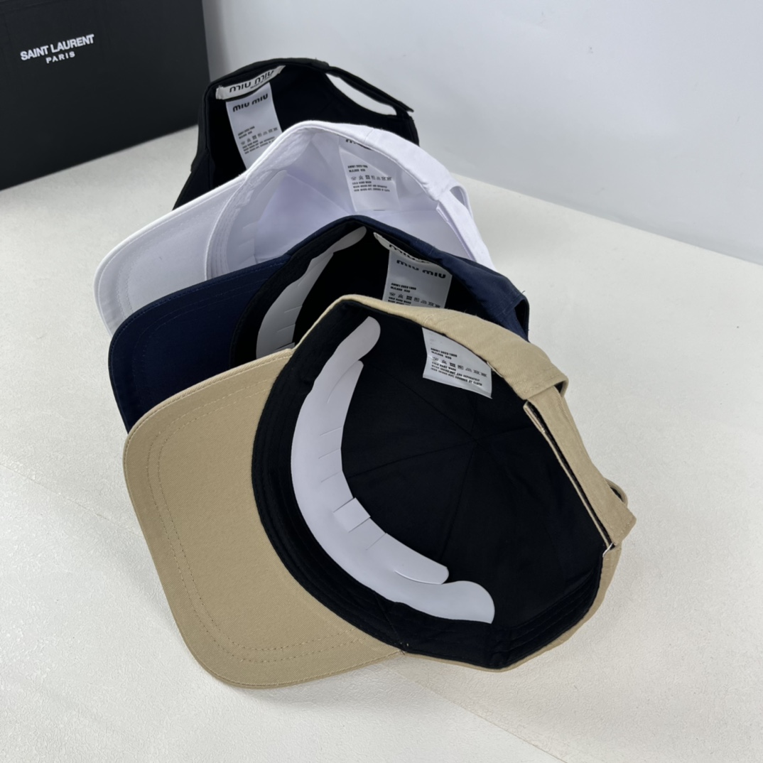 Miumiu classic baseball cap