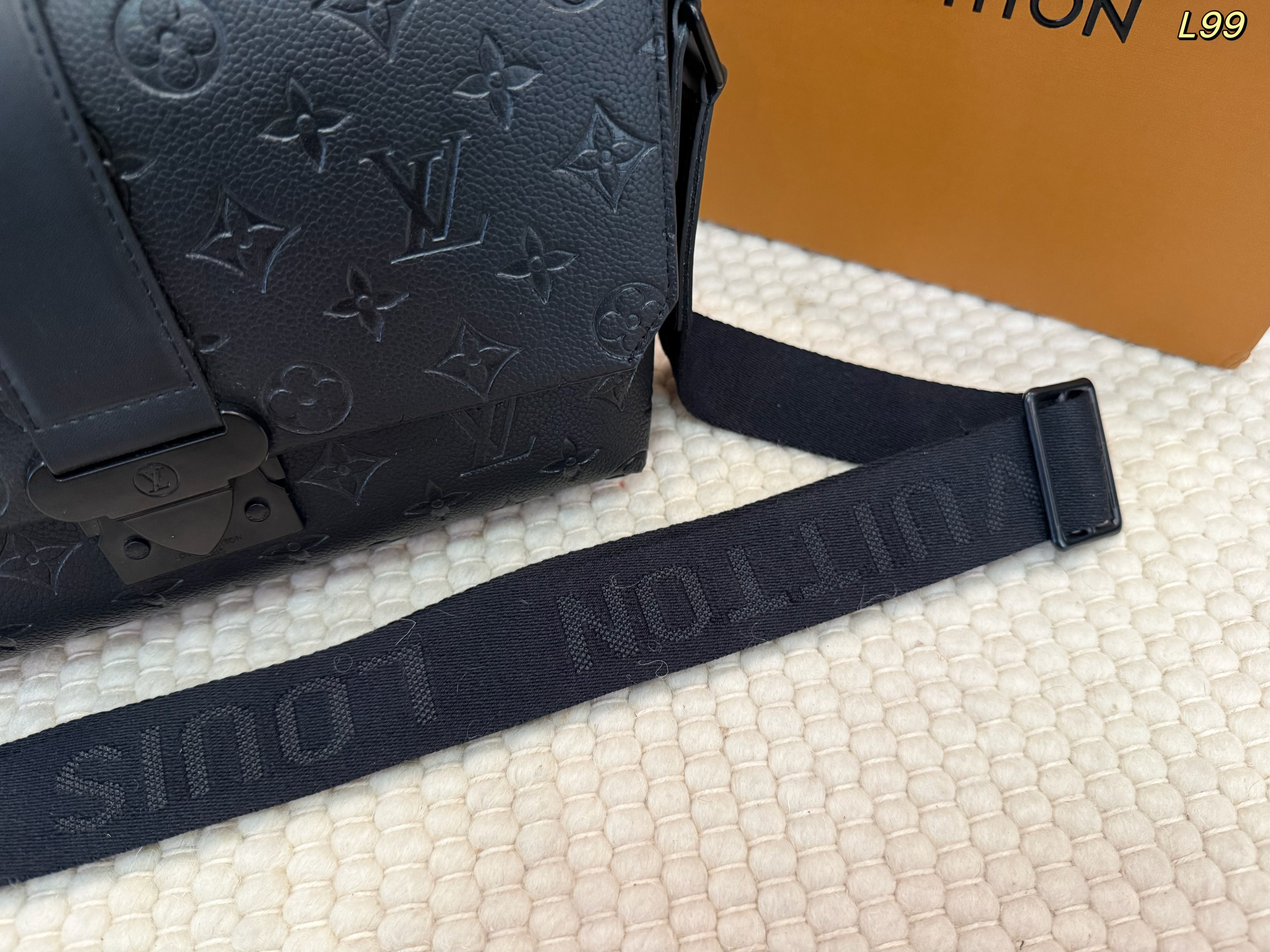 LV Cape Messenger Bag