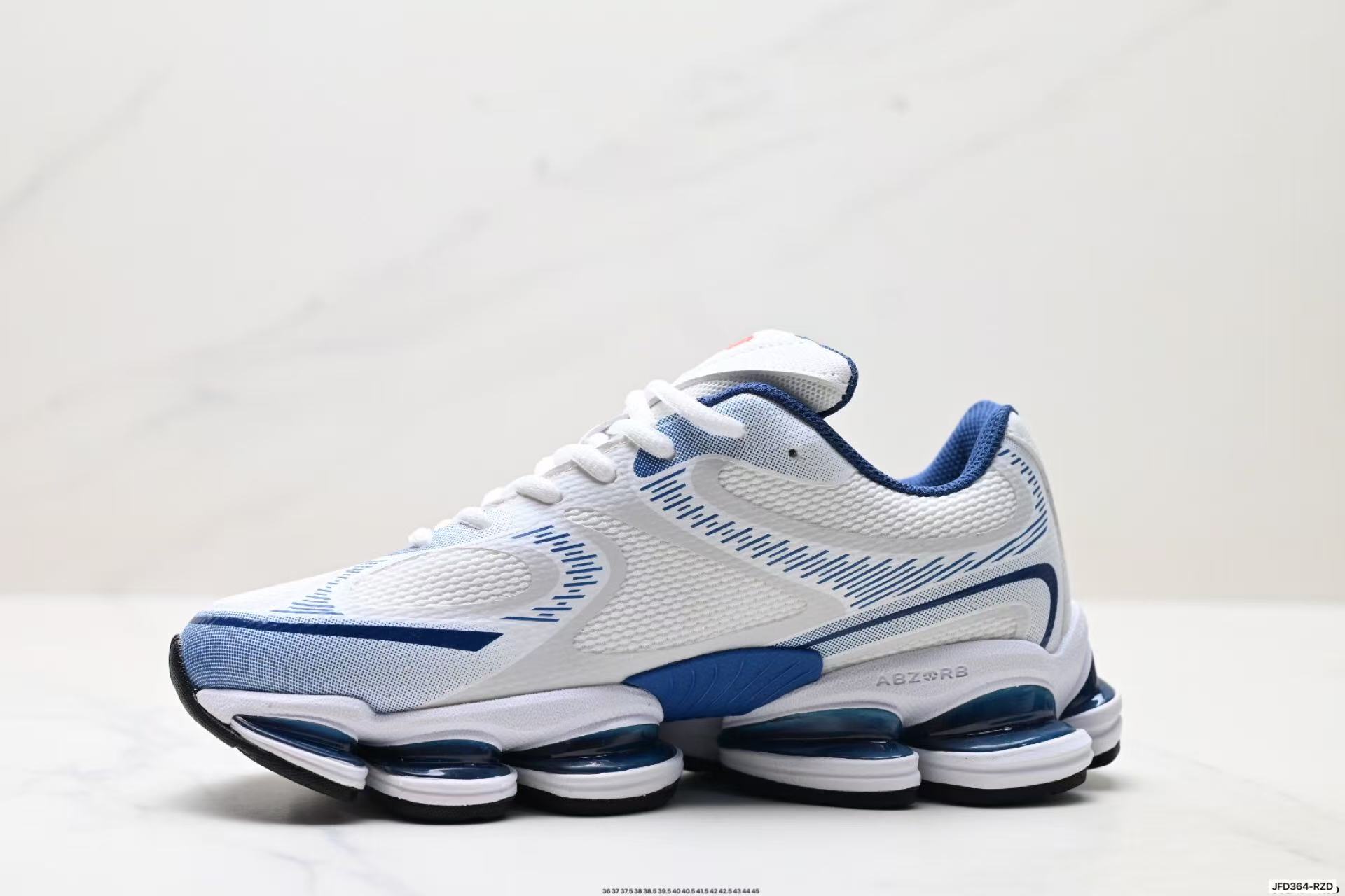 New Balance M2000 sports shoes