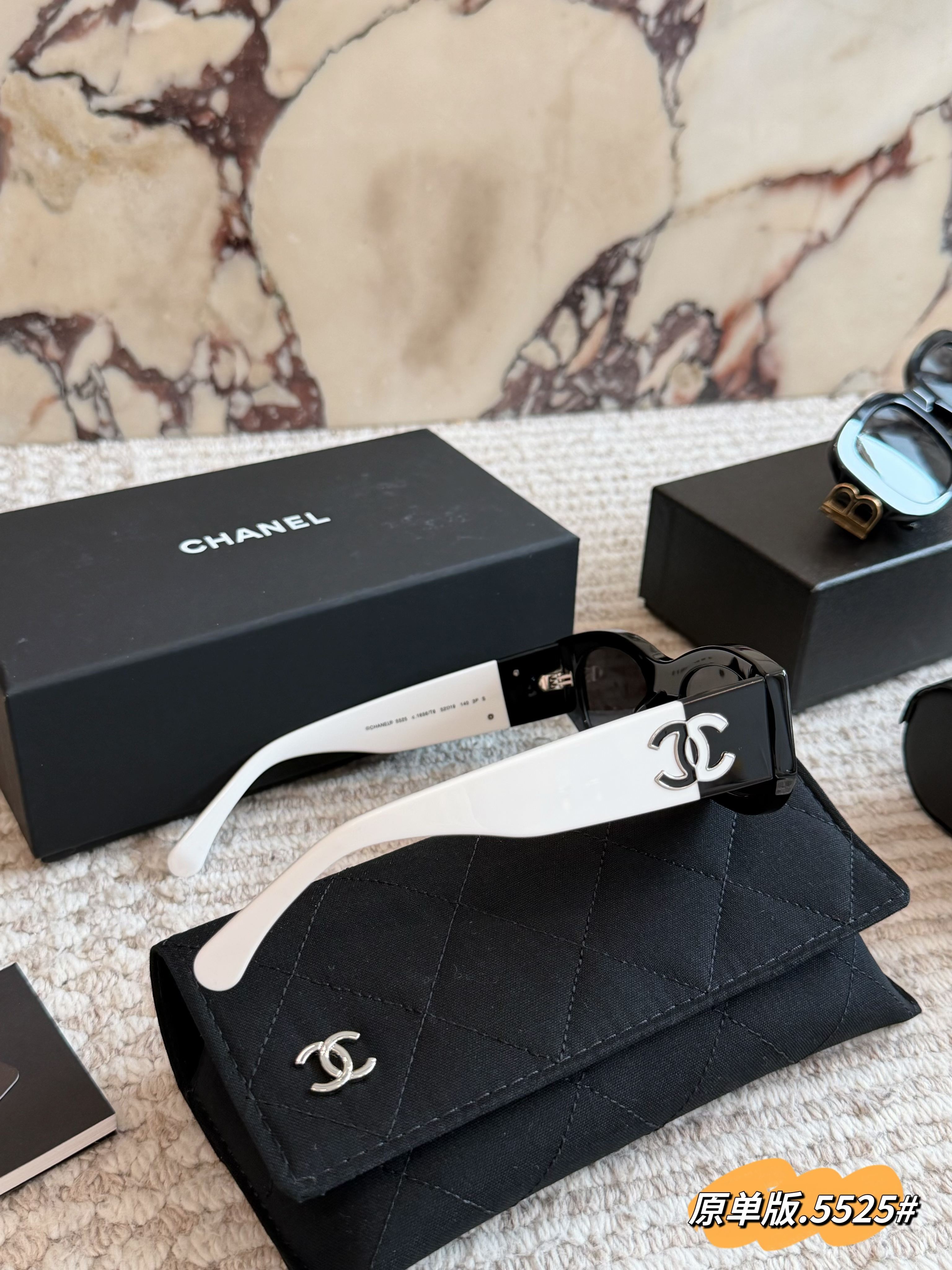 CHANEL sunglasses