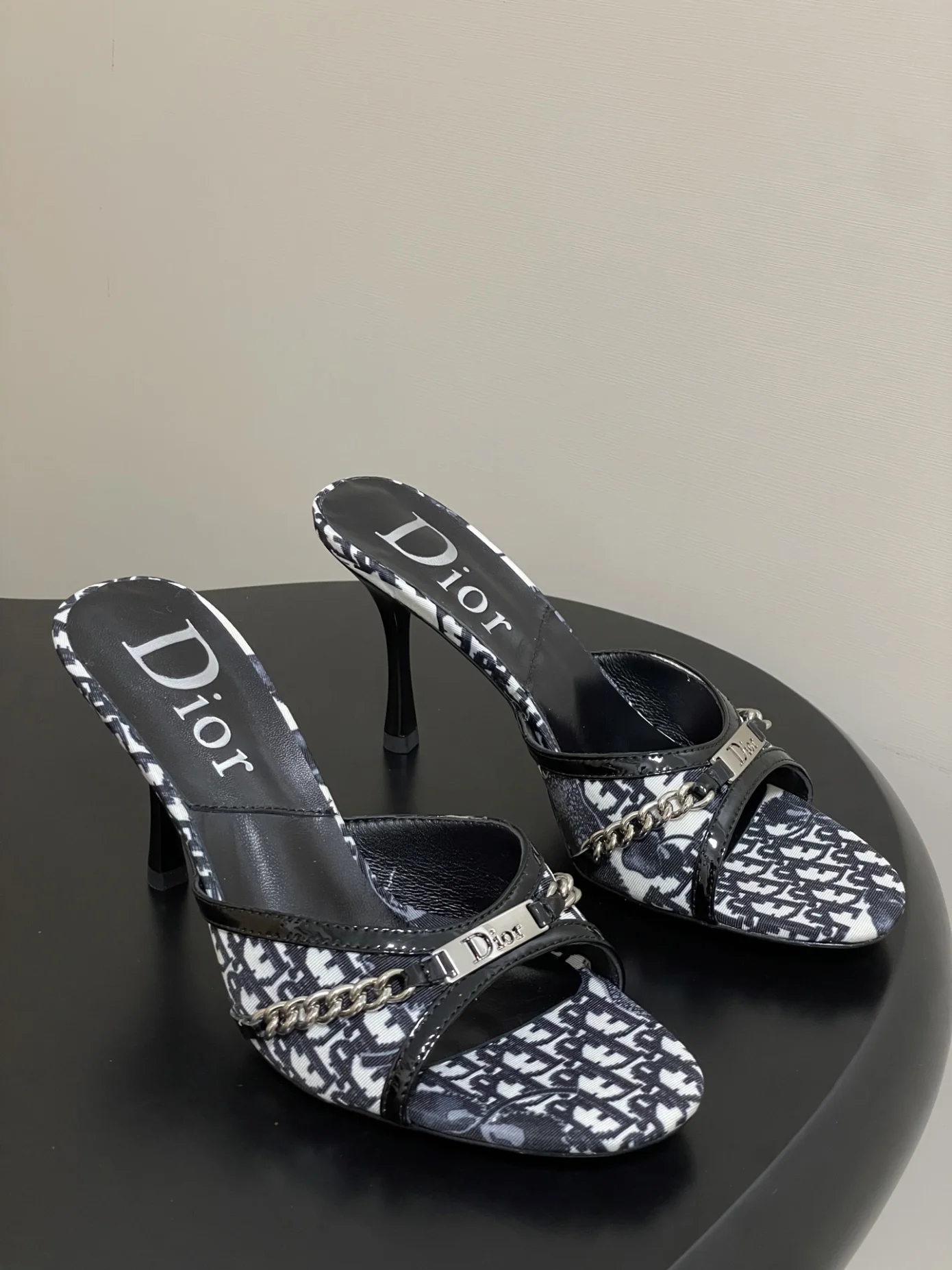 Dior 25SS Vintage Chain High-Heeled Sandals shoes