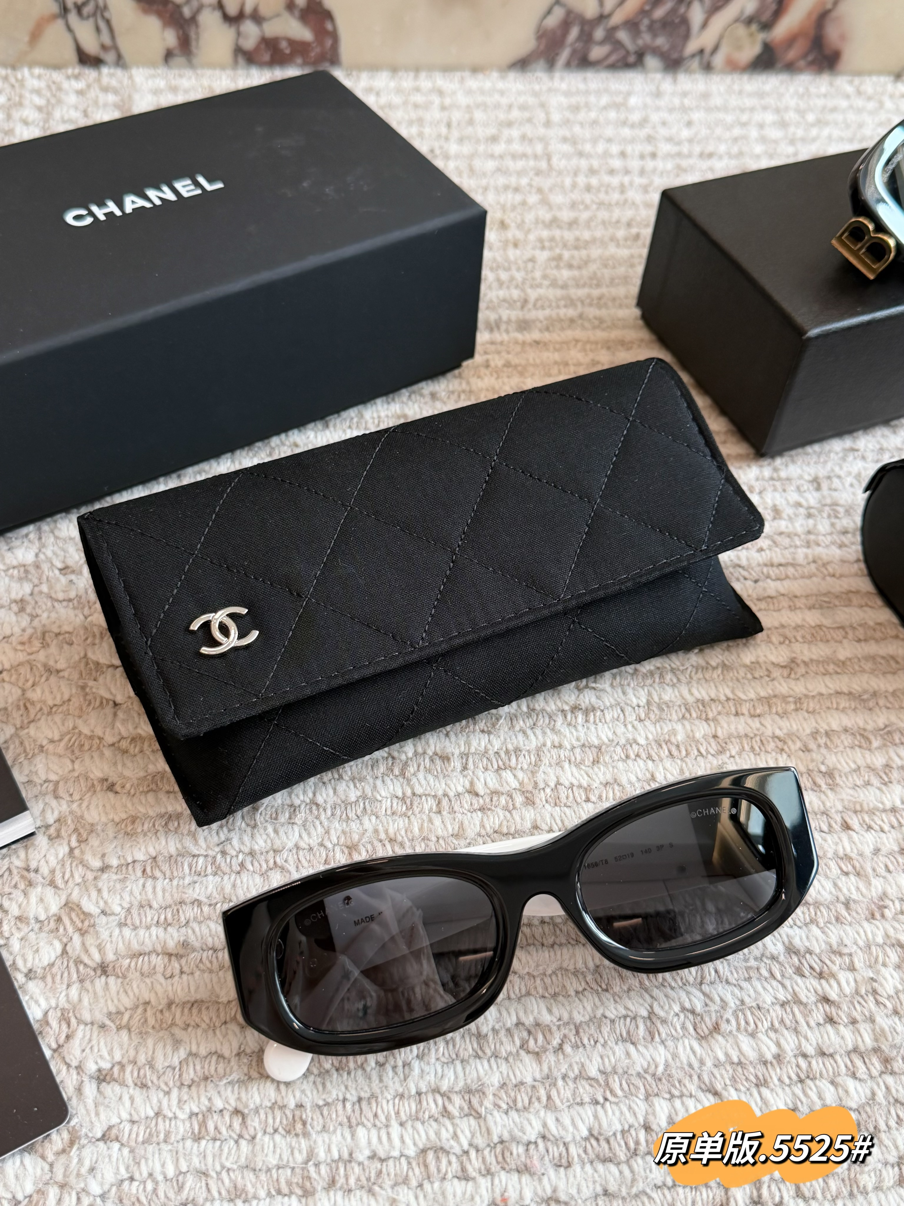 CHANEL sunglasses