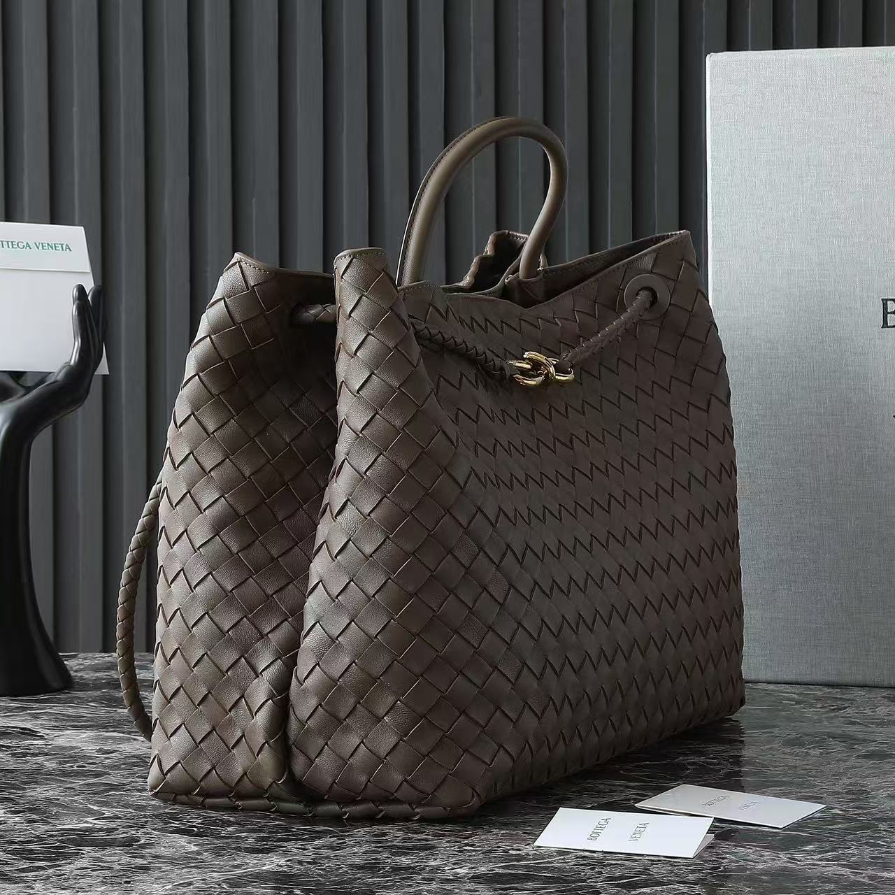 BV Andiamo TOP Quality Tote Bag