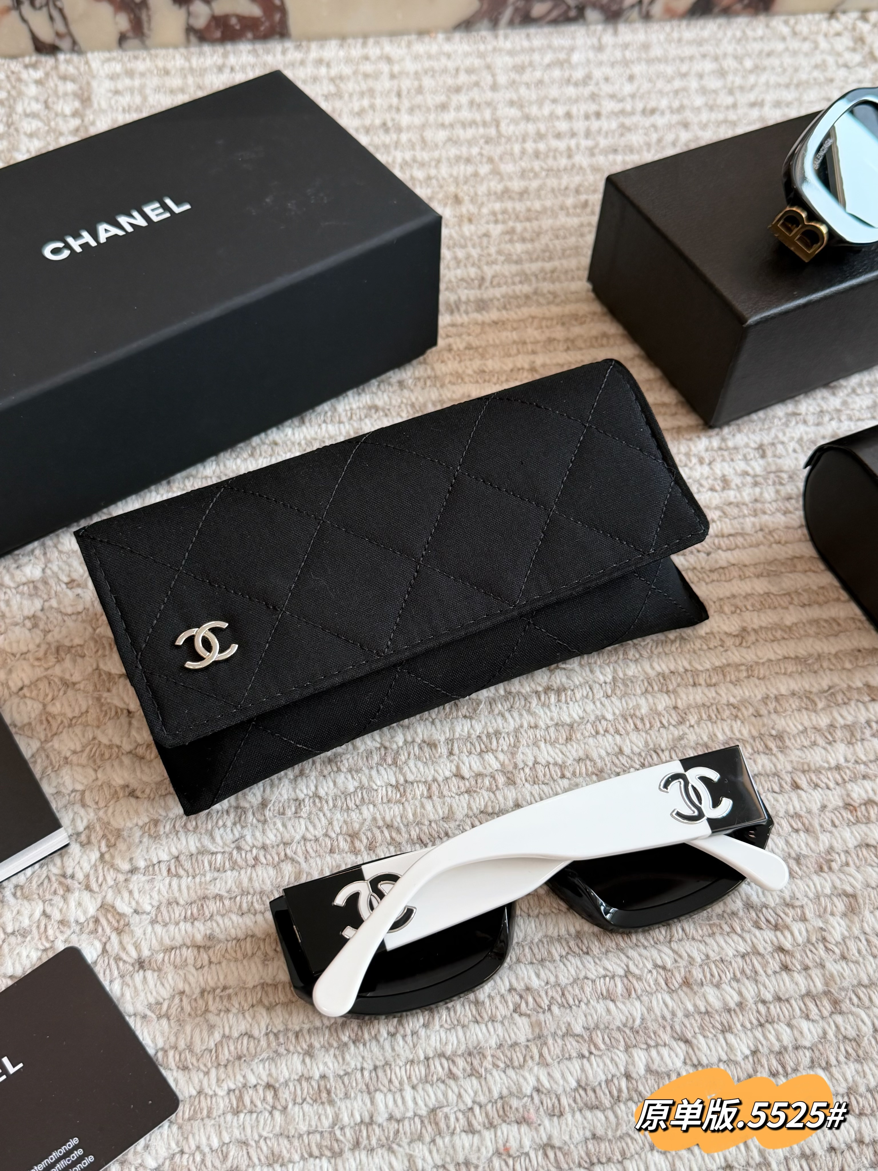 CHANEL sunglasses