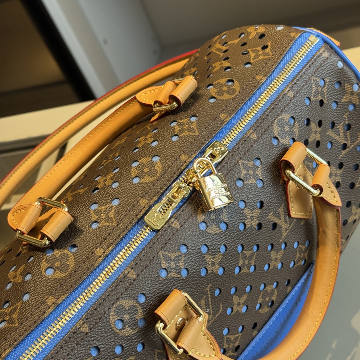 LV New Mesh Series Speedy30 Pillow Bag