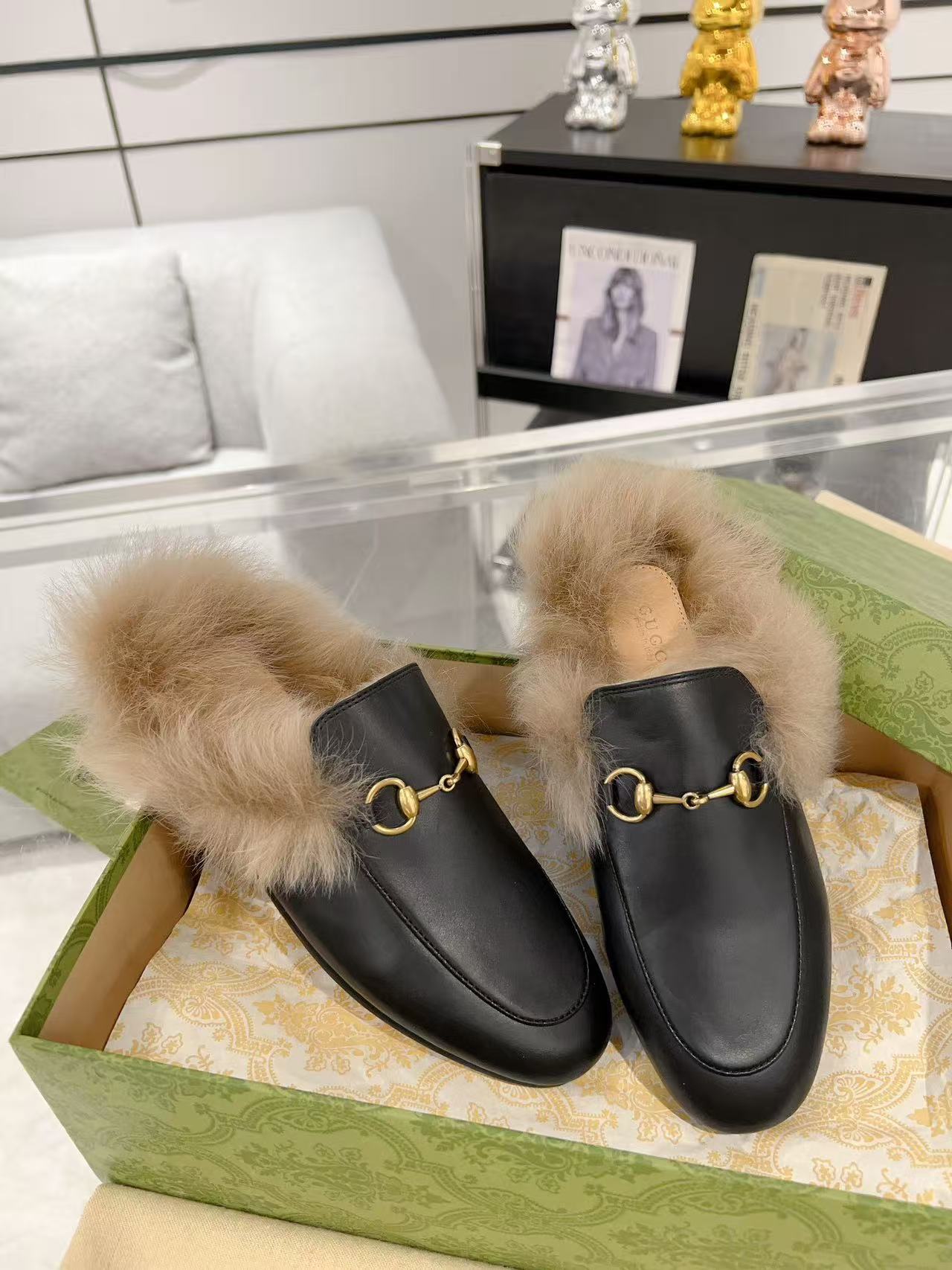 Gucci wool slippers