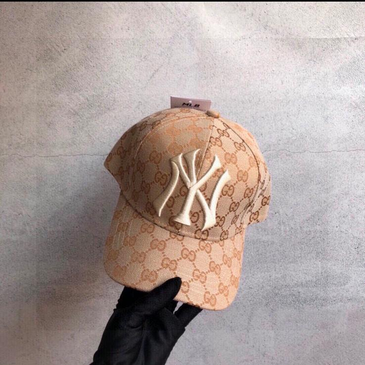 hat