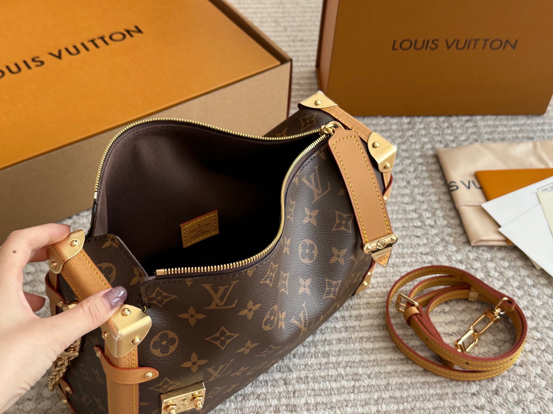 LV 25 new trunk soft case