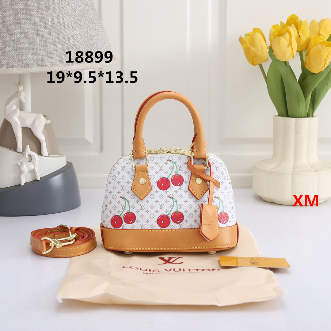 LV shoulder shell handbag