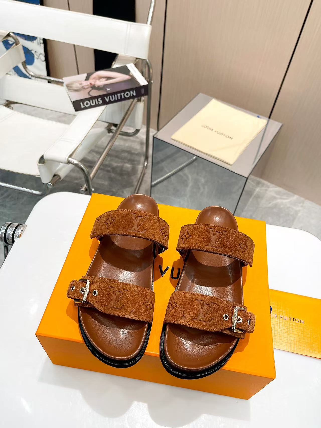 LV embossed logo slippers