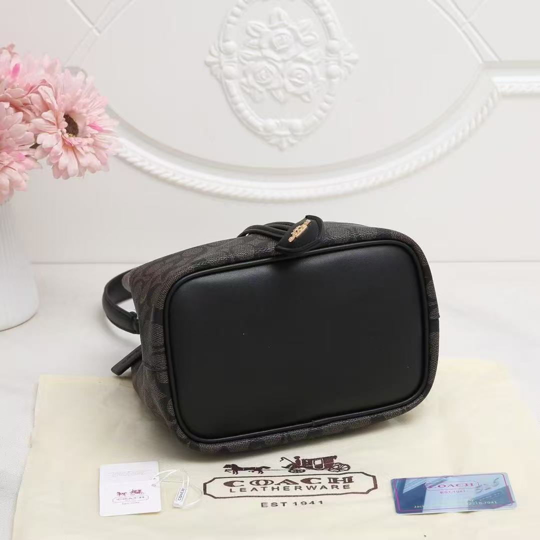 Coach bucket shoulder handbag