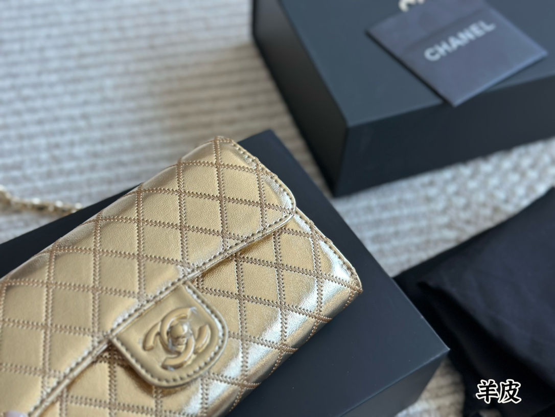 Chanel woc shoulder crossbody bag