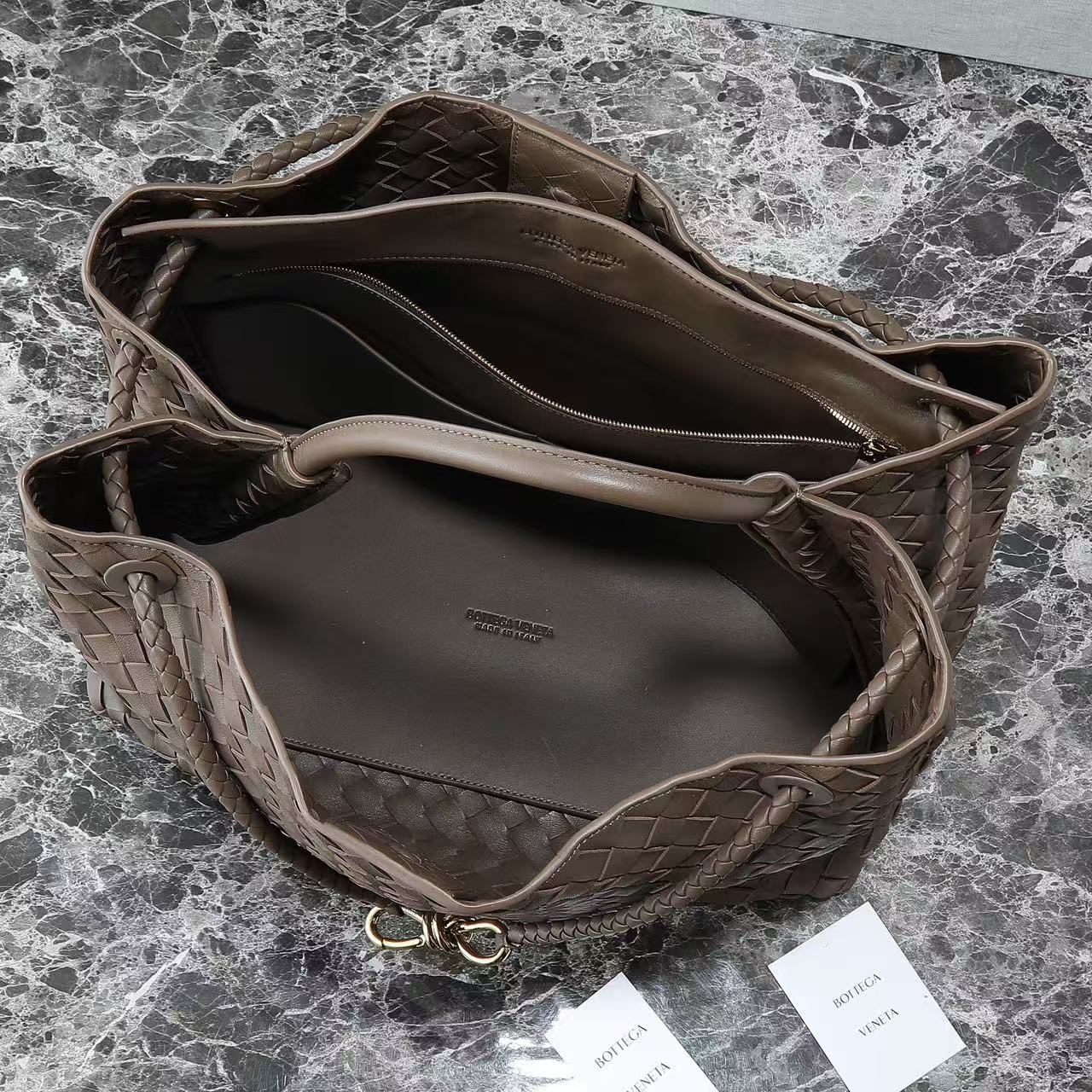 BV Andiamo TOP Quality Tote Bag