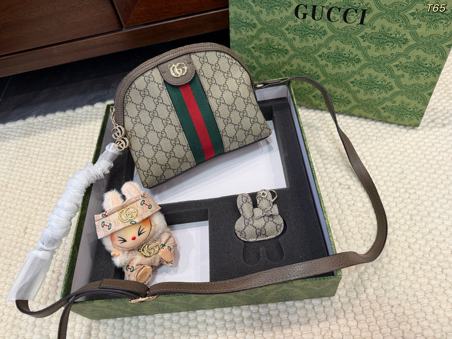 Gucci monogram shell bag