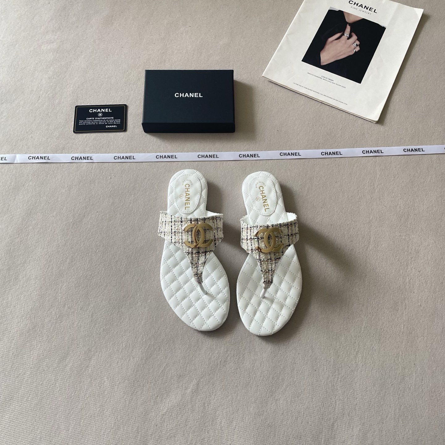 CHANEL  slippers