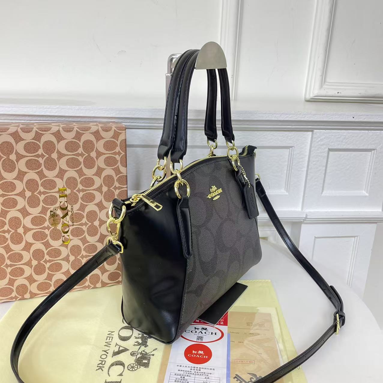 Coach Women's Crossbody Document Versatile Shoulder Handbag