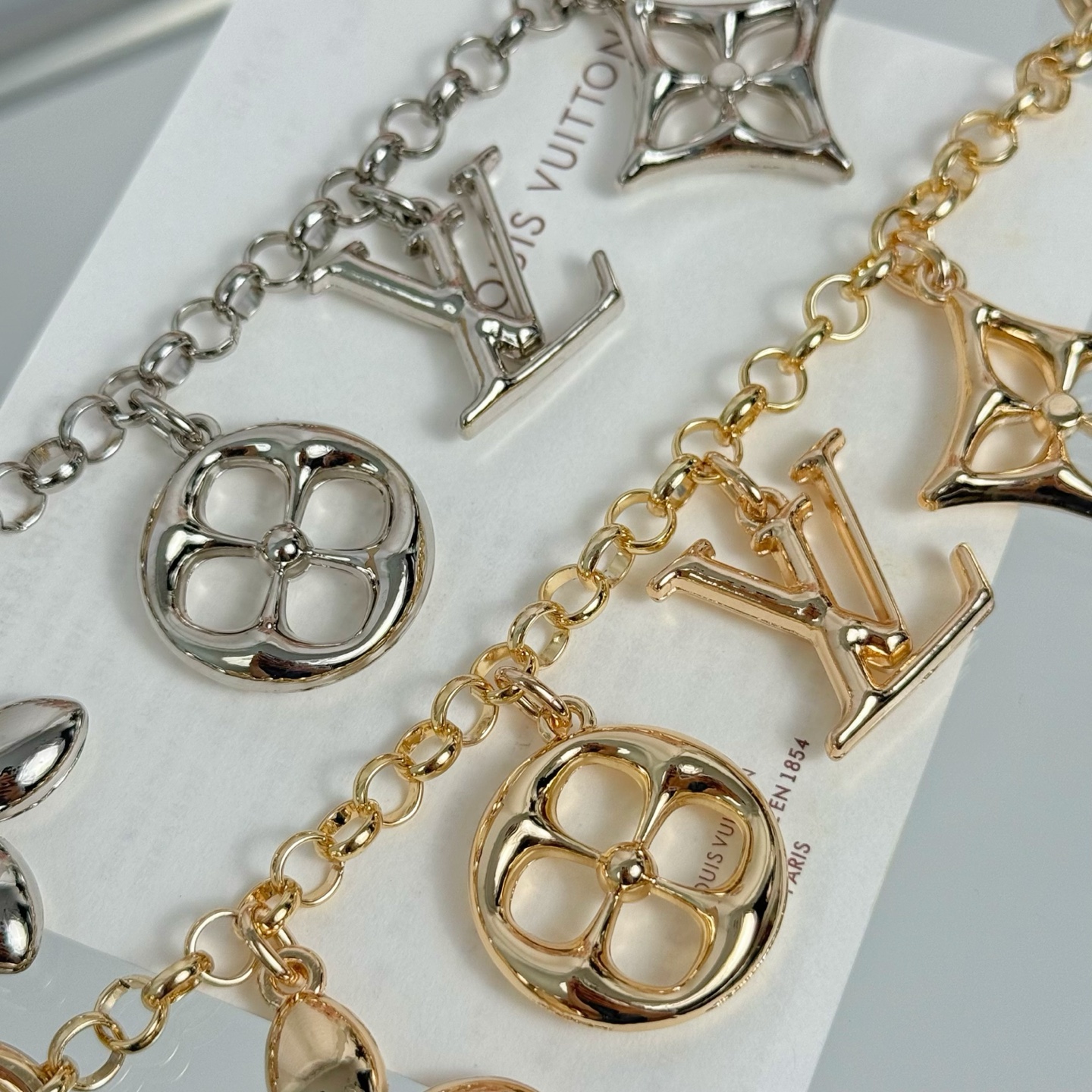 LV bag chain pendant