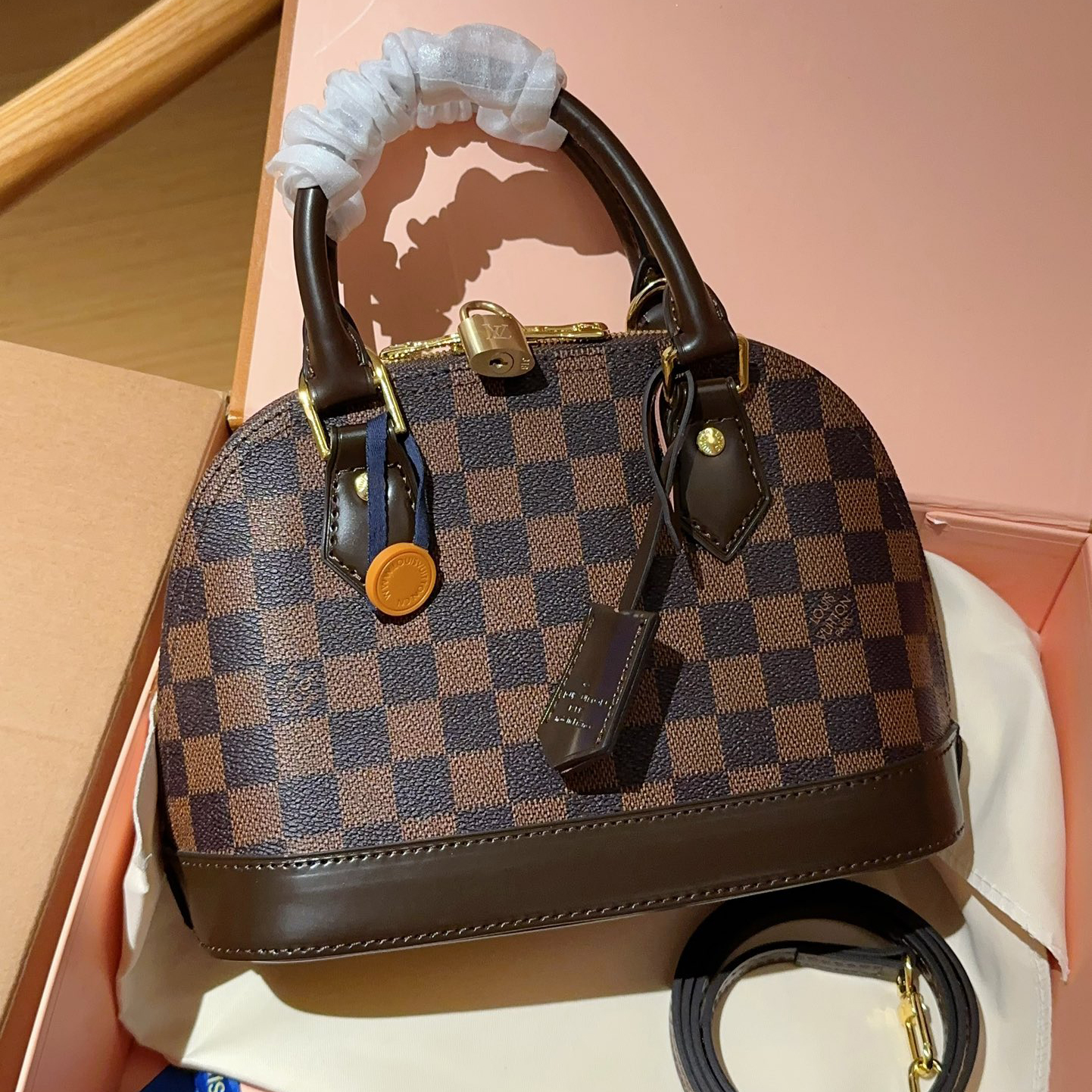 LV Louis Vuitton Alma bb High quality version shoulder handbag