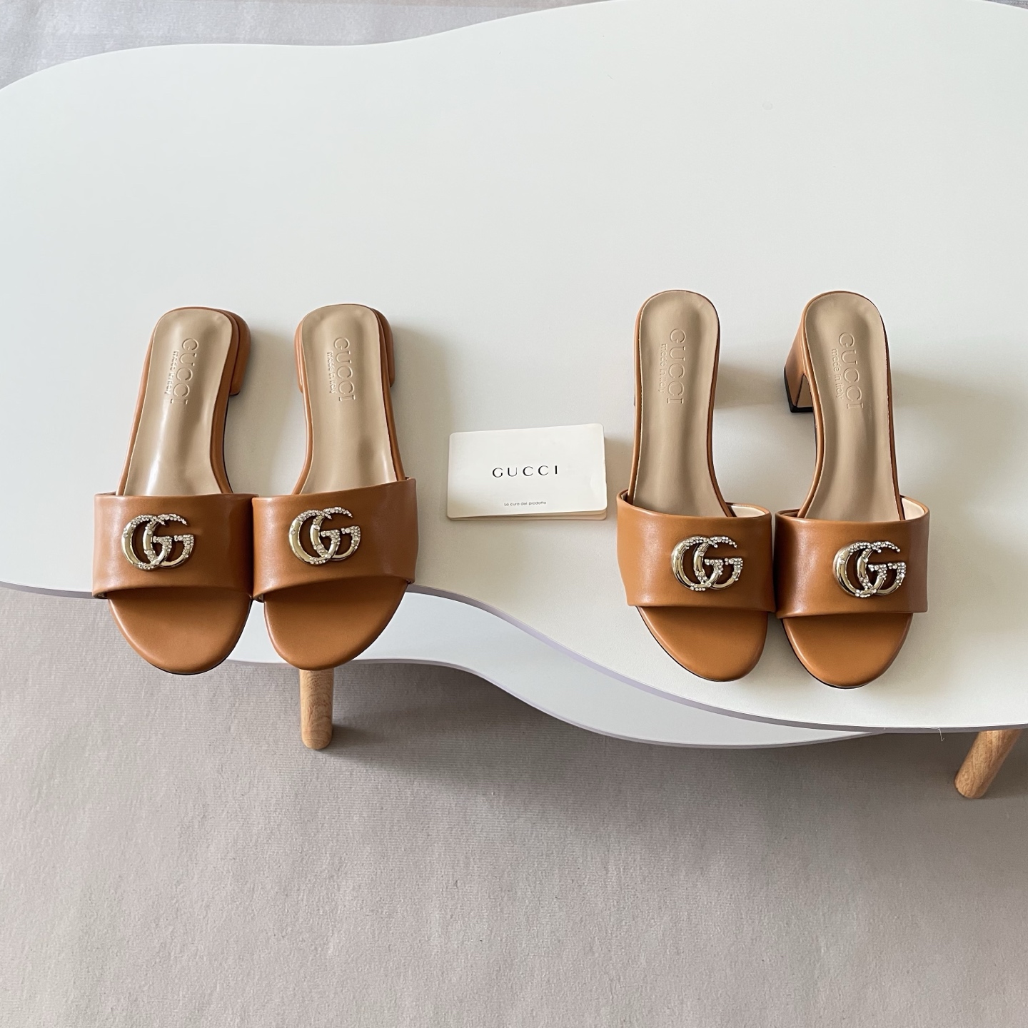 GUCCI Double G rhinestone flat bottom