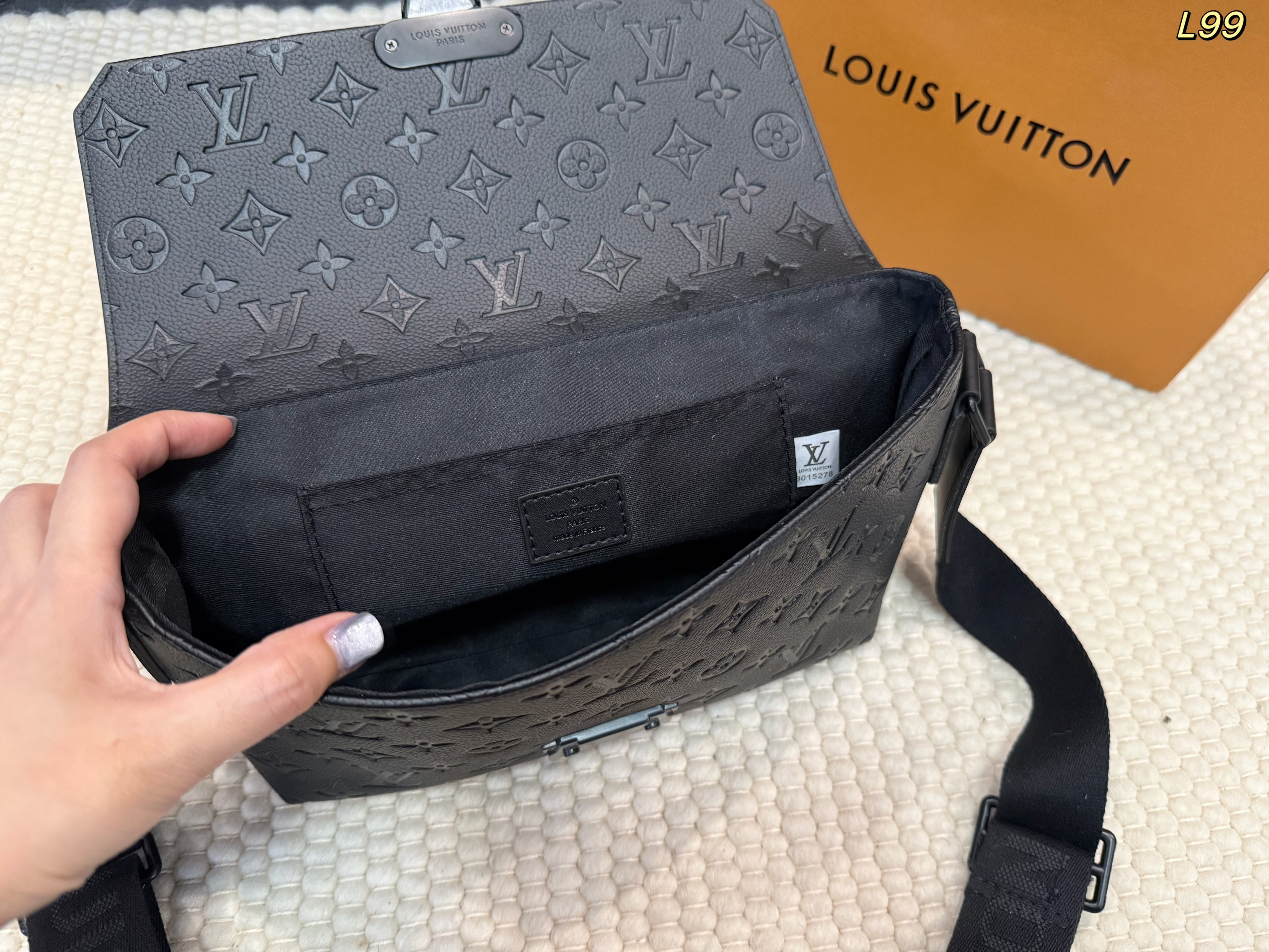 LV Cape Messenger Bag