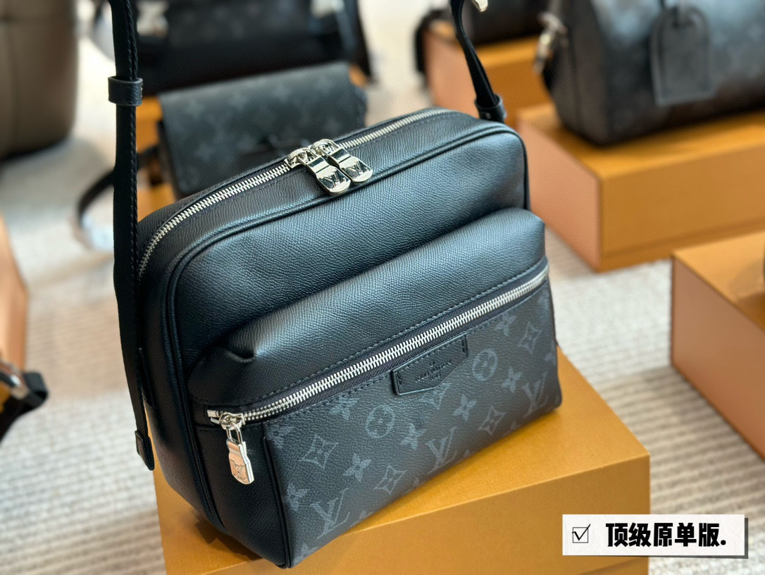 LV OUTDOOR messenger bag