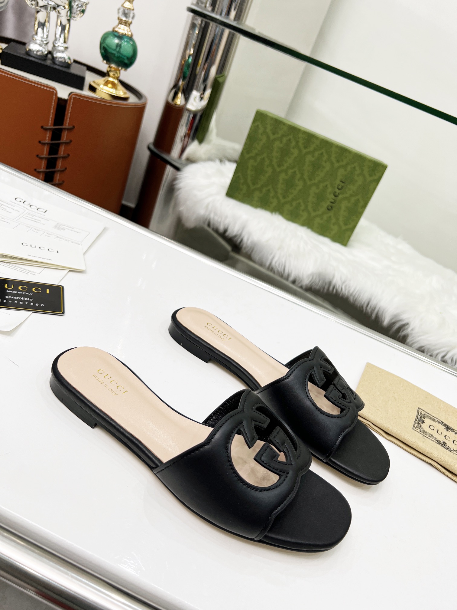 Gucci Slippers Sandals