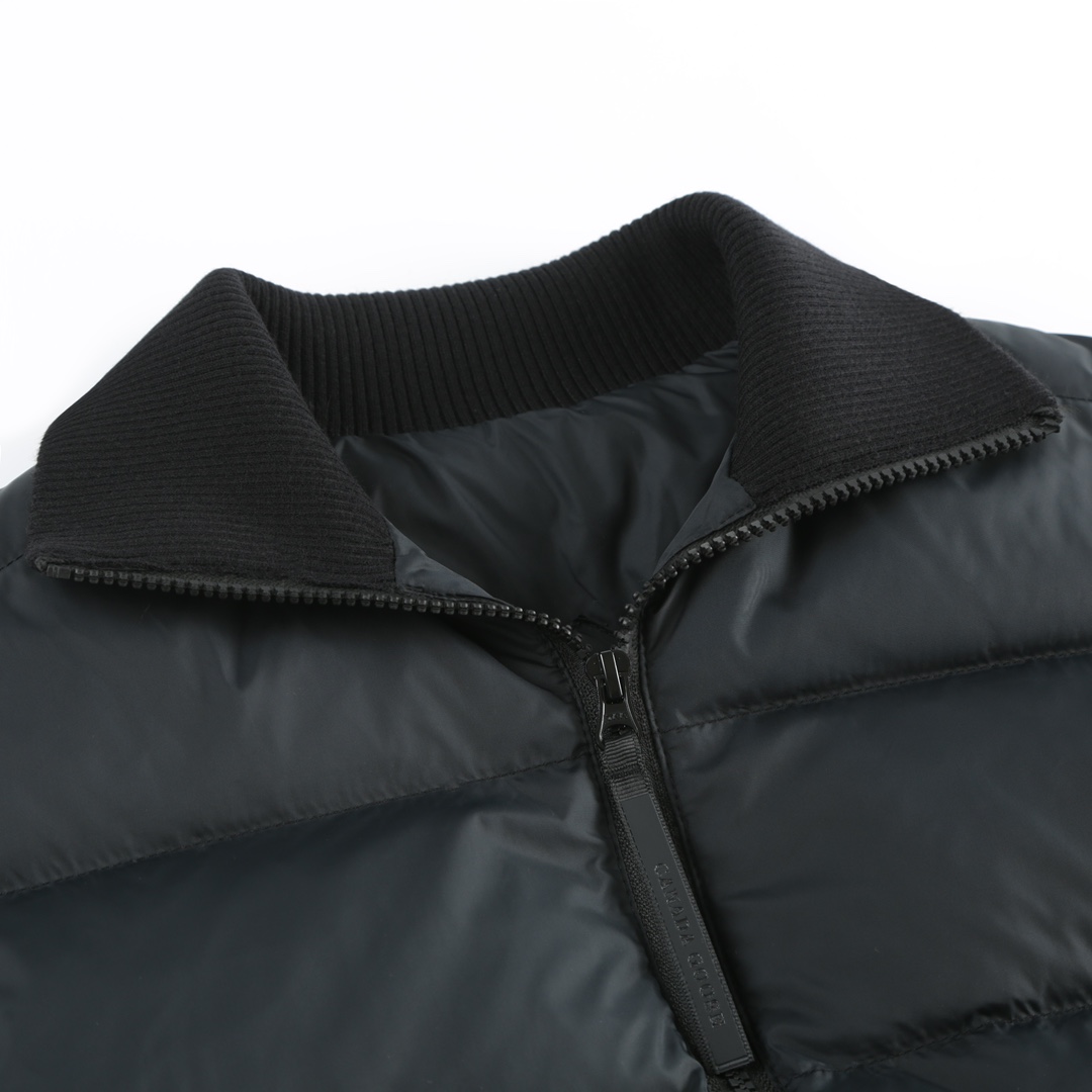 Canada Goose Women's Wide Seamed Knit Jacket