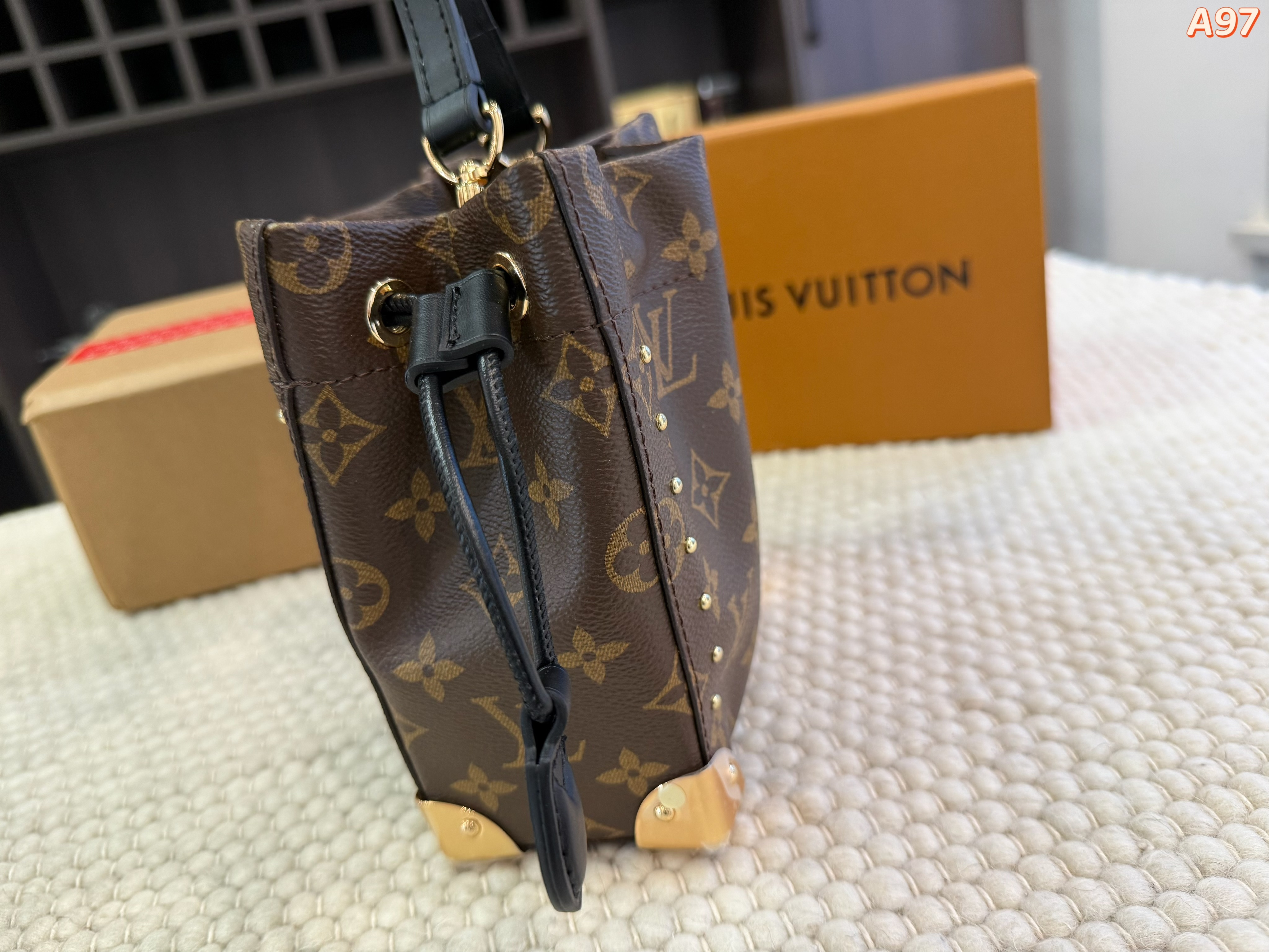 LV bucket bag