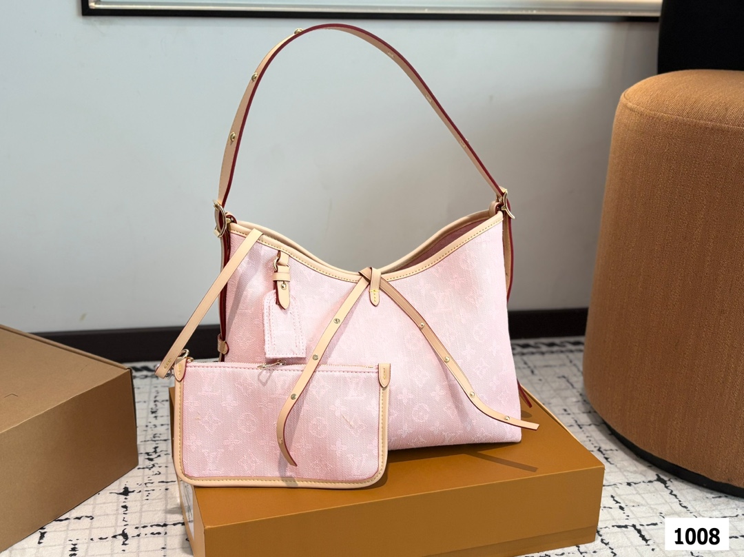 LV Carryal bag