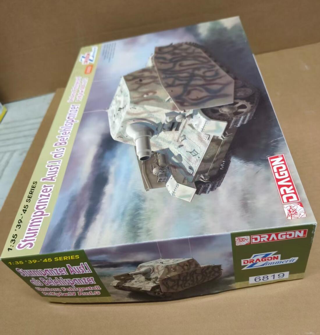 Dragon #6819 1/35 Sturmpanzer Ausf.I als Befehlspanzer (Umbau Fahrgestell Pz.Kpf