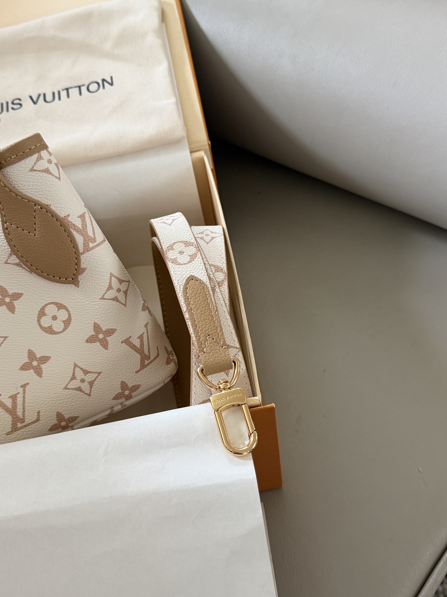 LV neverfull bb bag