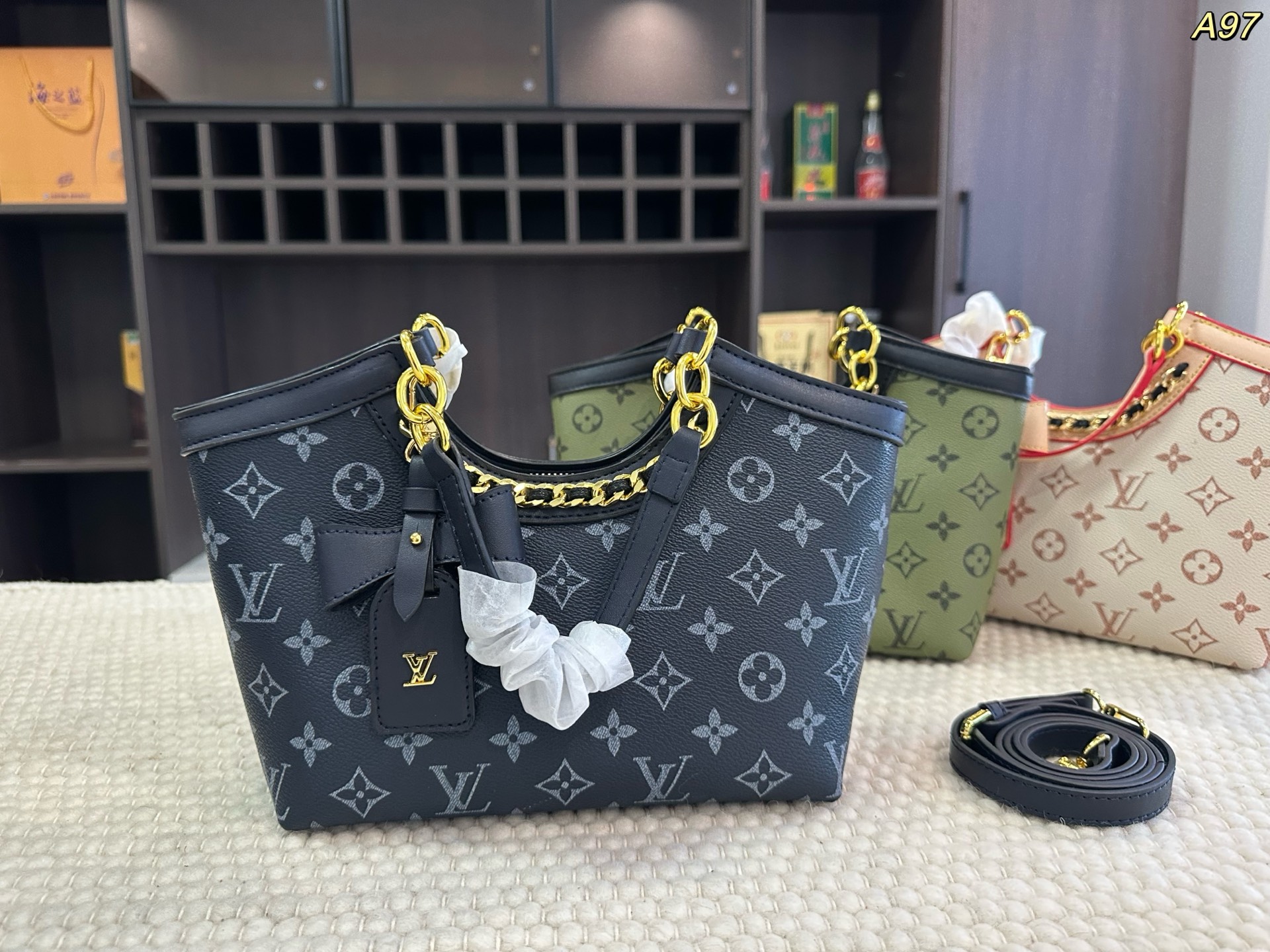 LV shopping bag