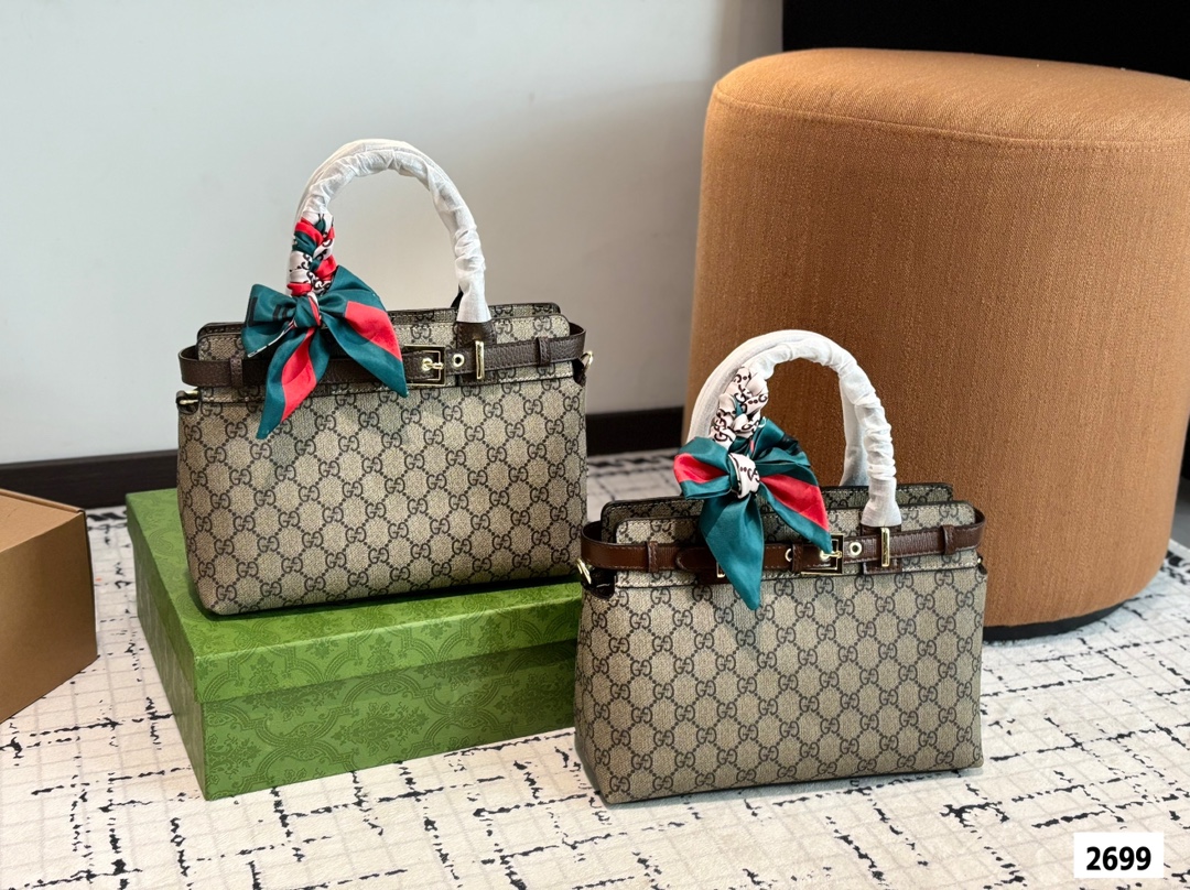 Gucci tote bag