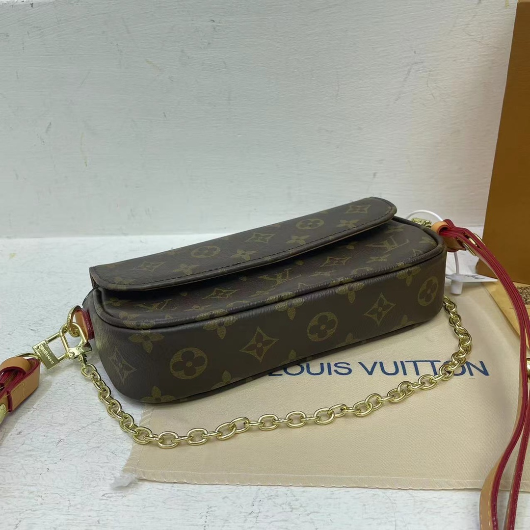 Louis Vuitton Presbyopia Mahjong Handbag New Versatile Chain Shoulder Crossbody Baguette Bag