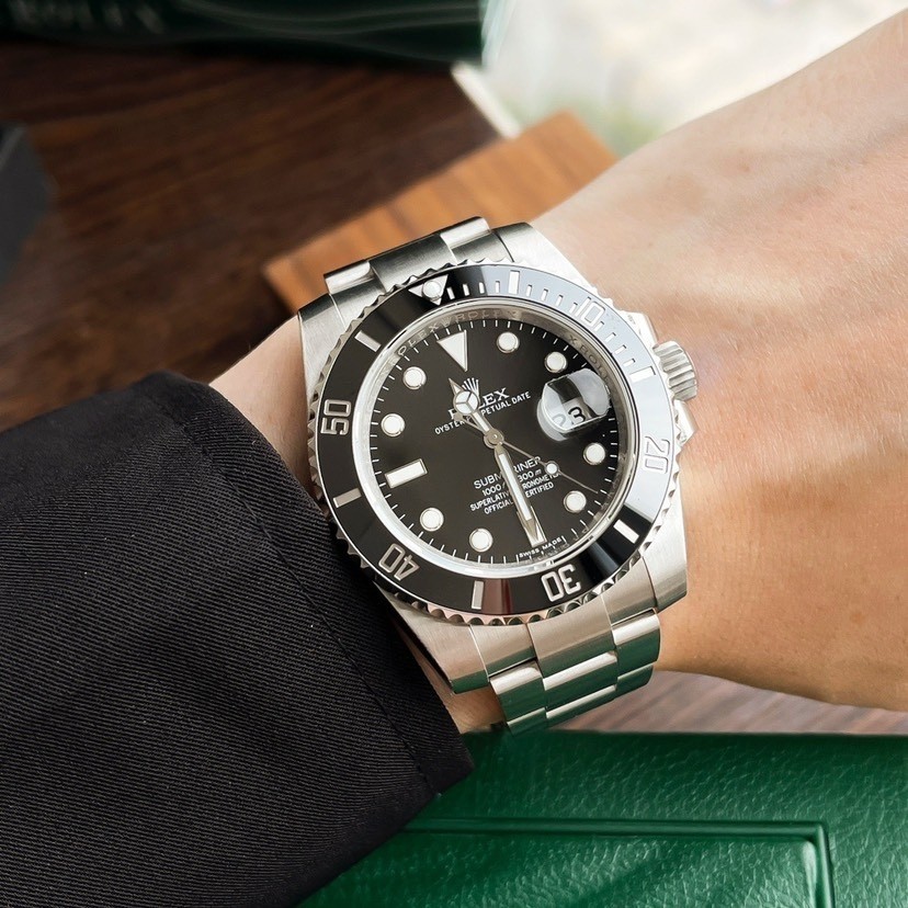 Rolex Submariner watch movement