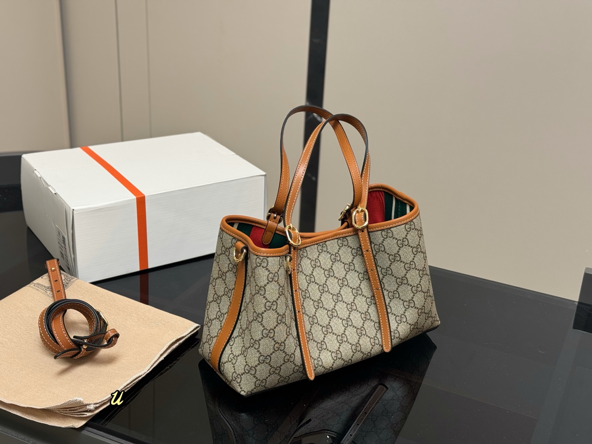 Gucci tote GG bag