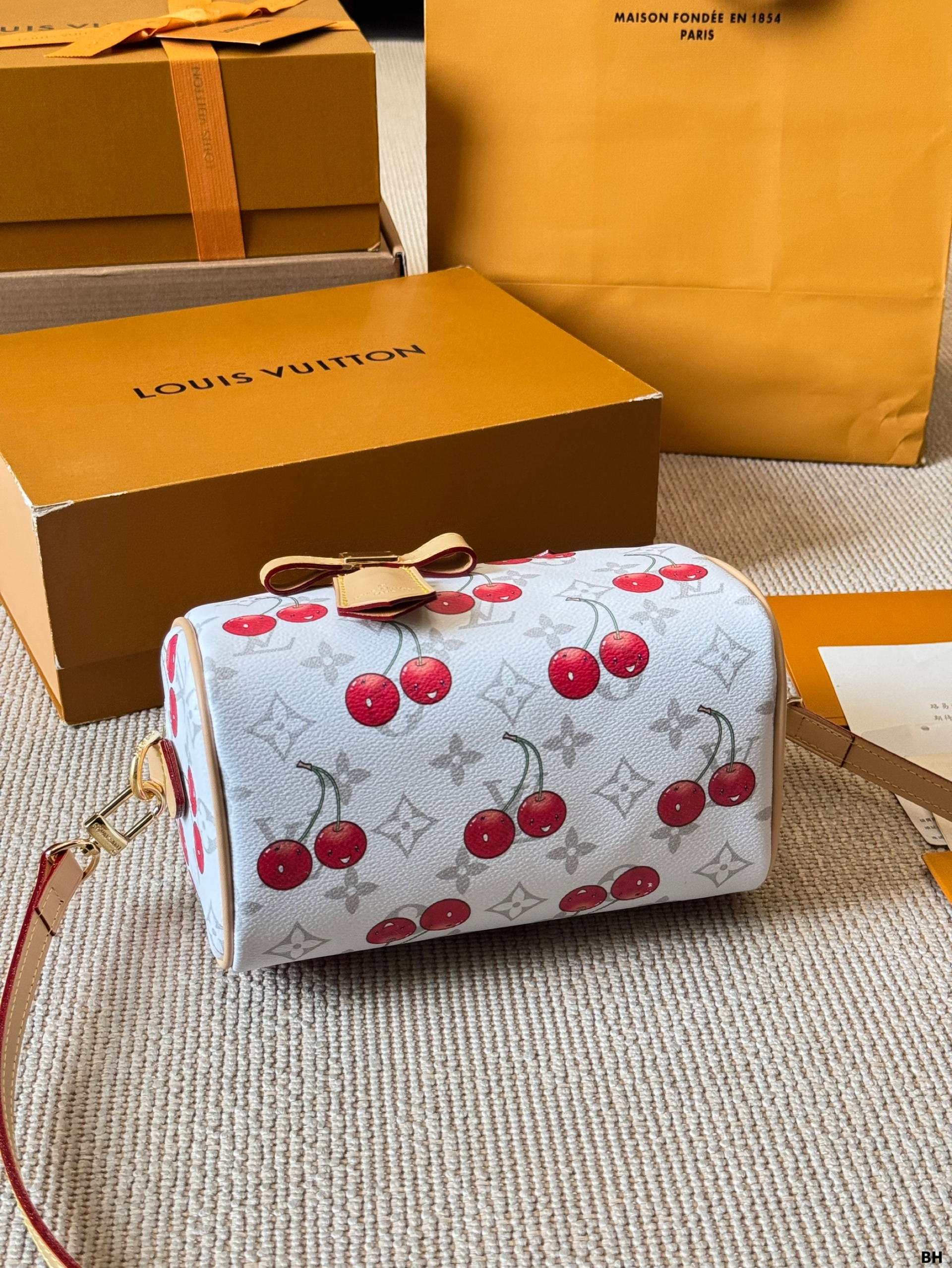 Lv Speedy 20 Cherry Print pillow bag