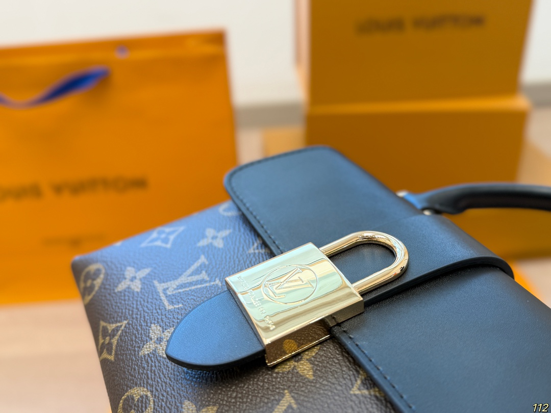 LV Locky BB handbag