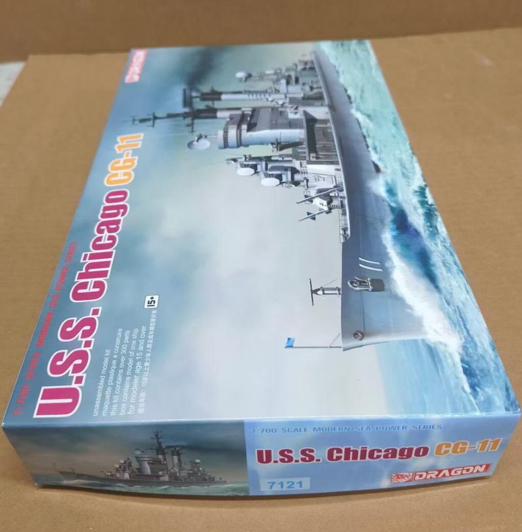 DRAGON 7121 1/700 U.S.S. Chicago CG-11
