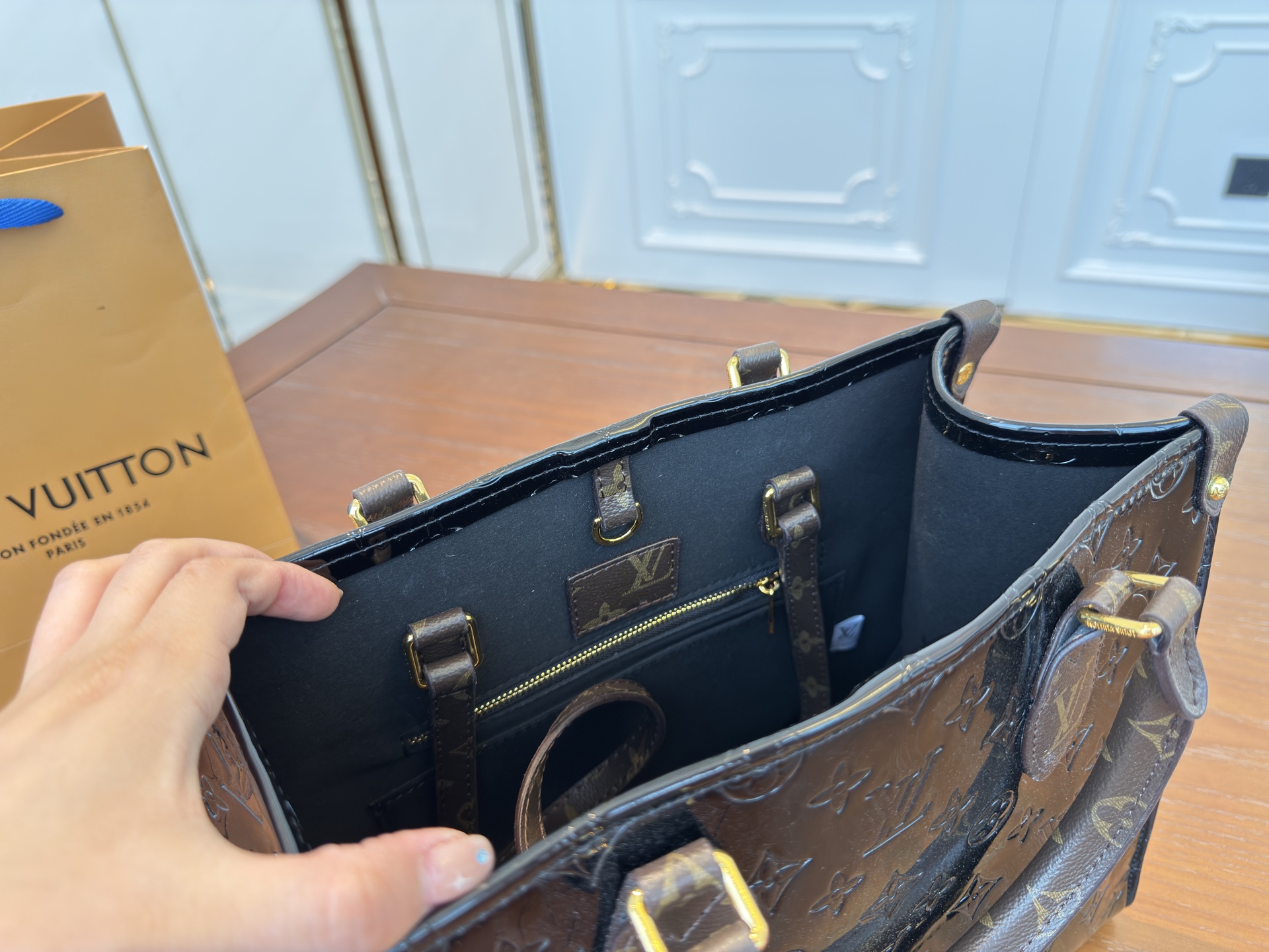 LV Louis Vuitton tote bag
