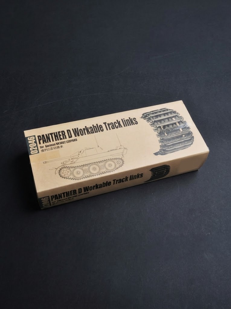 Trumpeter 1/35 02046 Panther D Workable Track Links