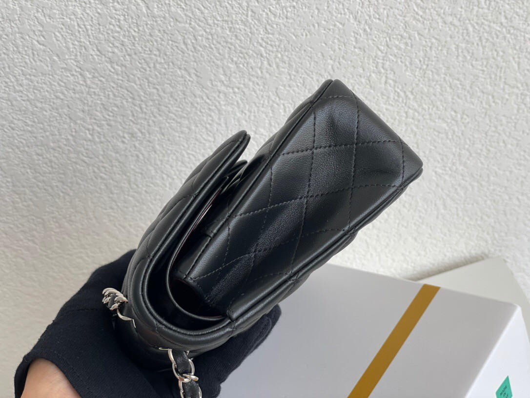 12A HIGH quality Chanel bag