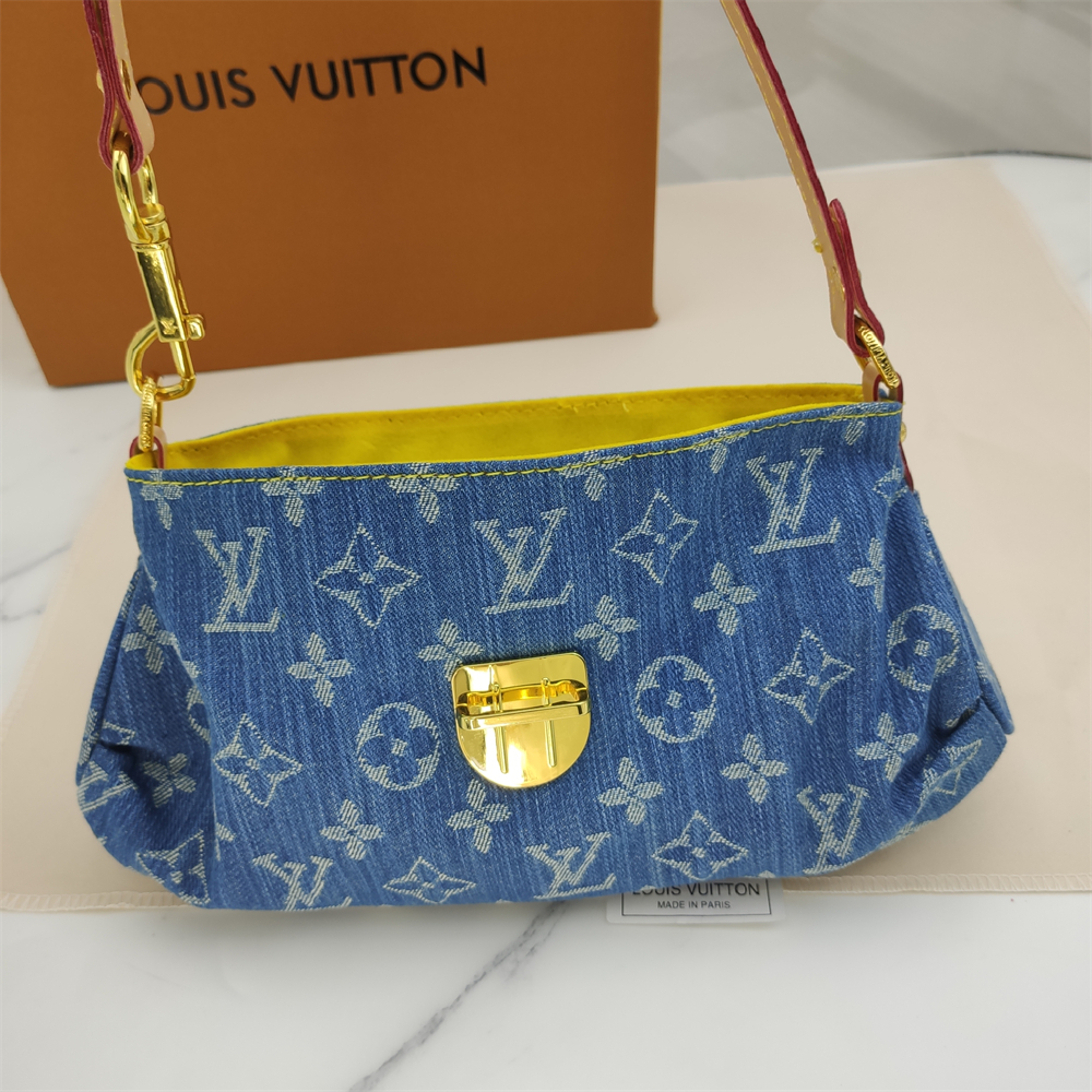 LV Cowboy Underarm Bag 26cm